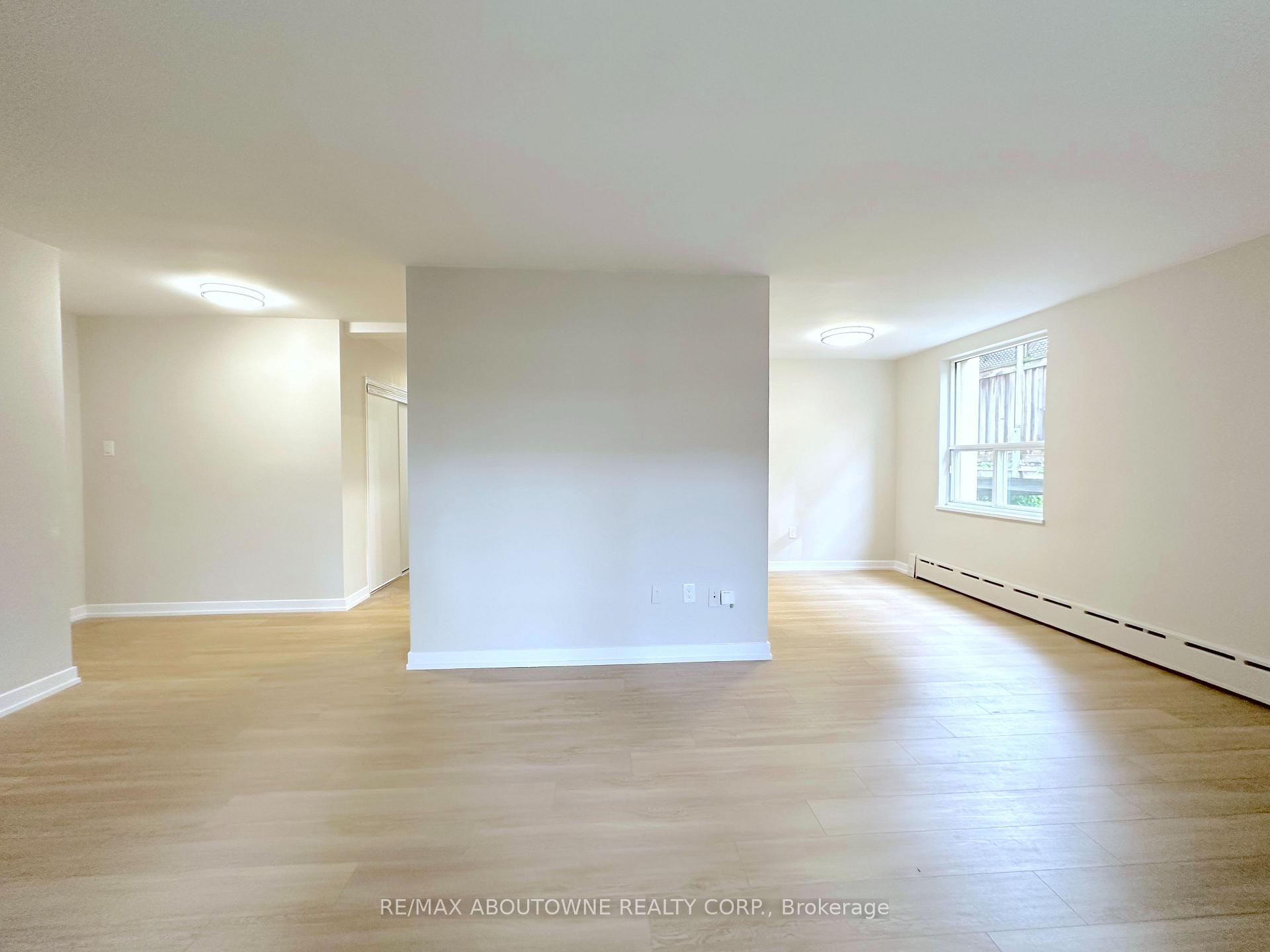 Photo 5 of Unit 204, 300 St Clair Avenue W, Toronto, Casa Loma — HOMEH