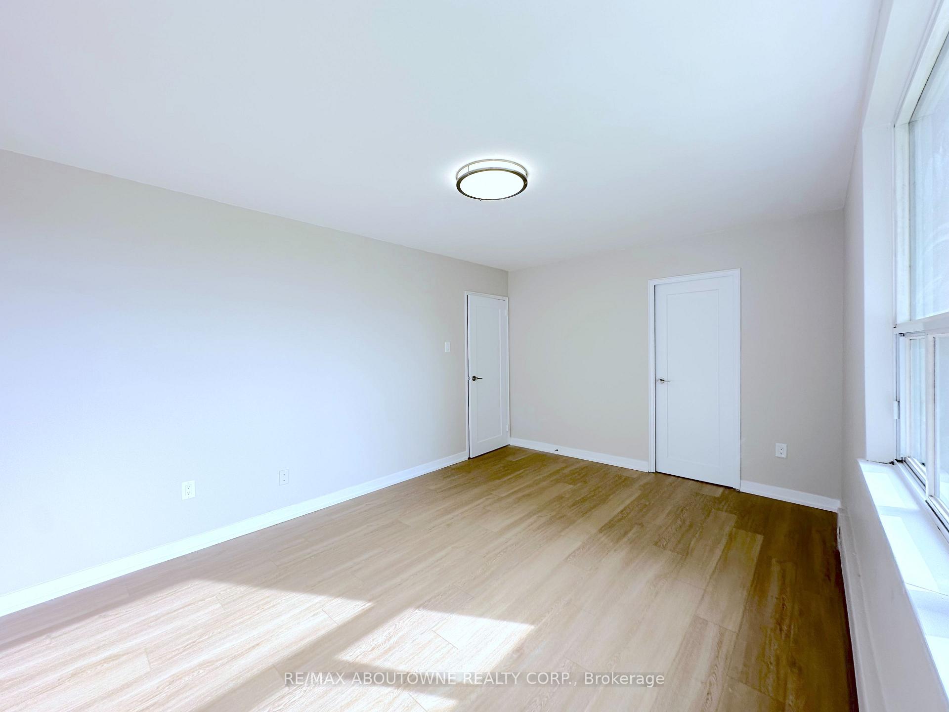 Photo 11 of Unit 204, 300 St Clair Avenue W, Toronto, Casa Loma — HOMEH