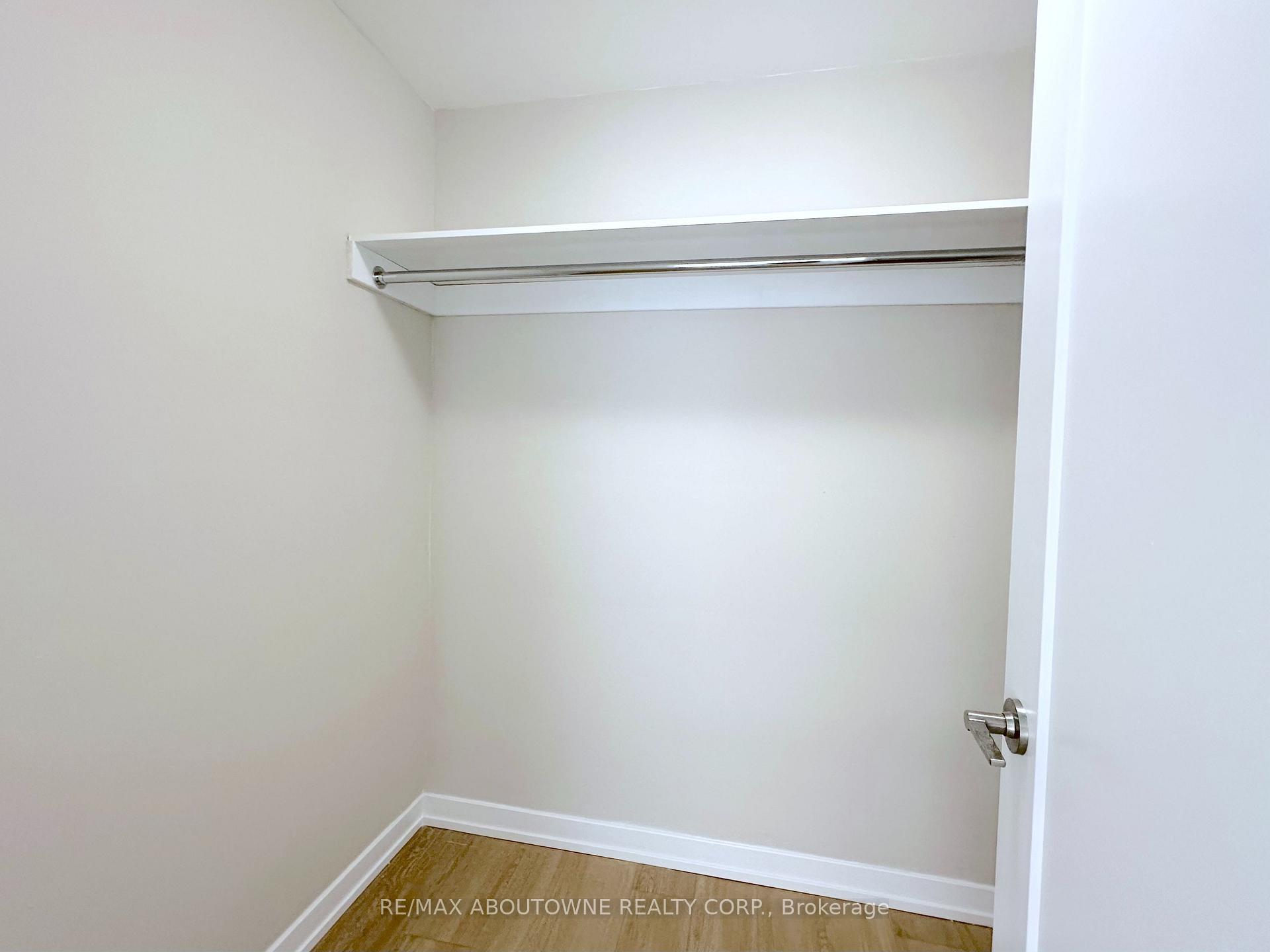 Photo 12 of Unit 204, 300 St Clair Avenue W, Toronto, Casa Loma — HOMEH