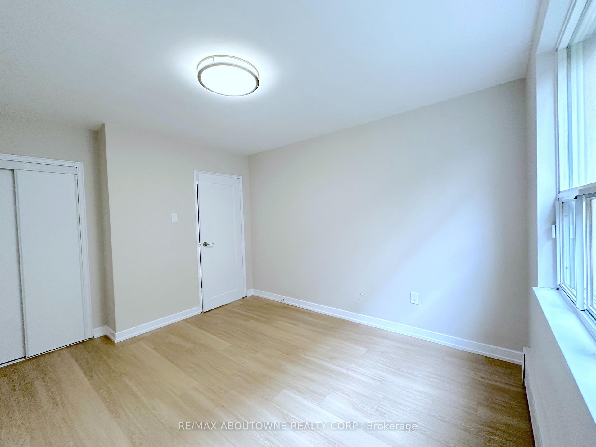Photo 13 of Unit 204, 300 St Clair Avenue W, Toronto, Casa Loma — HOMEH