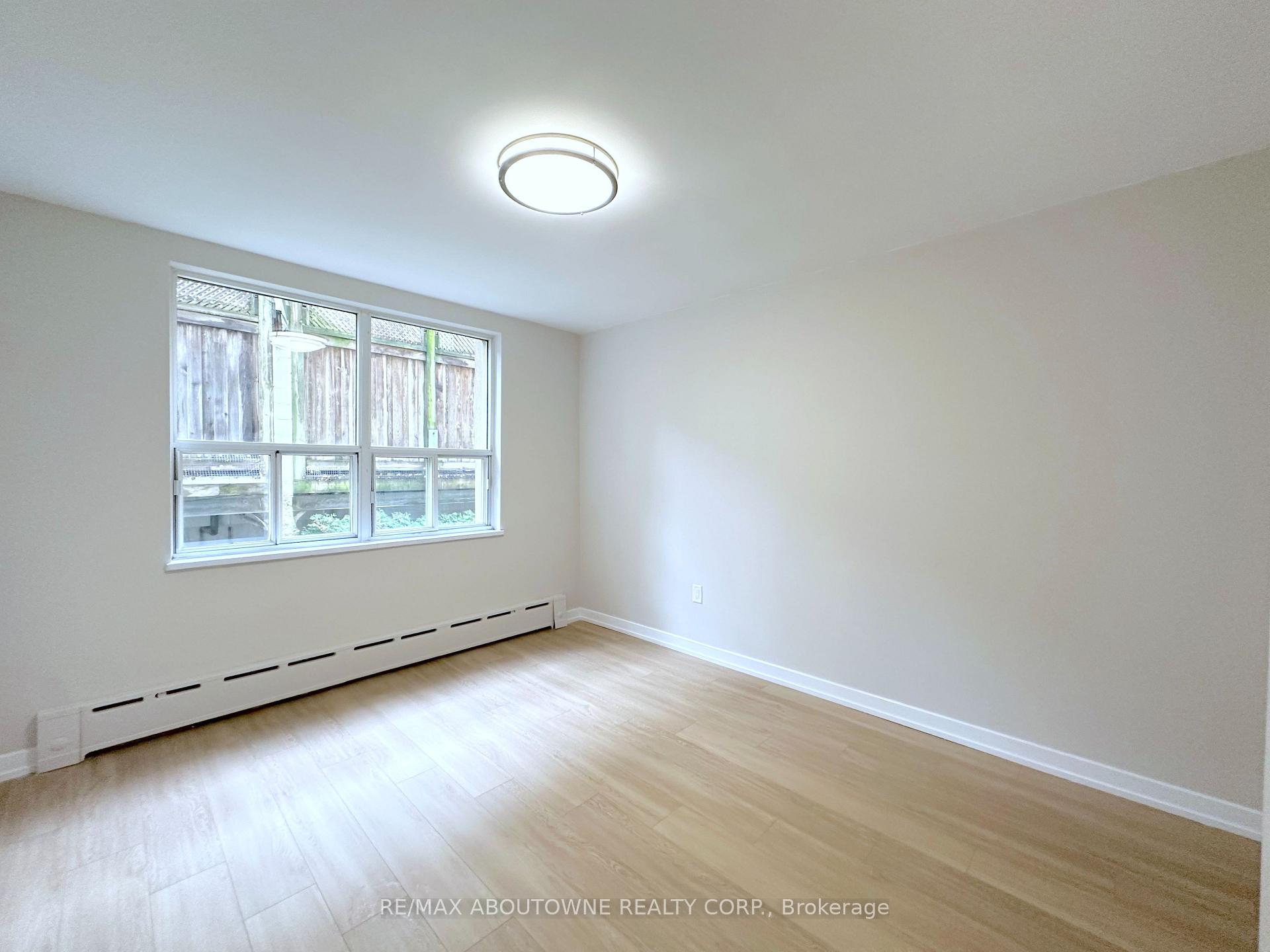 Photo 14 of Unit 204, 300 St Clair Avenue W, Toronto, Casa Loma — HOMEH