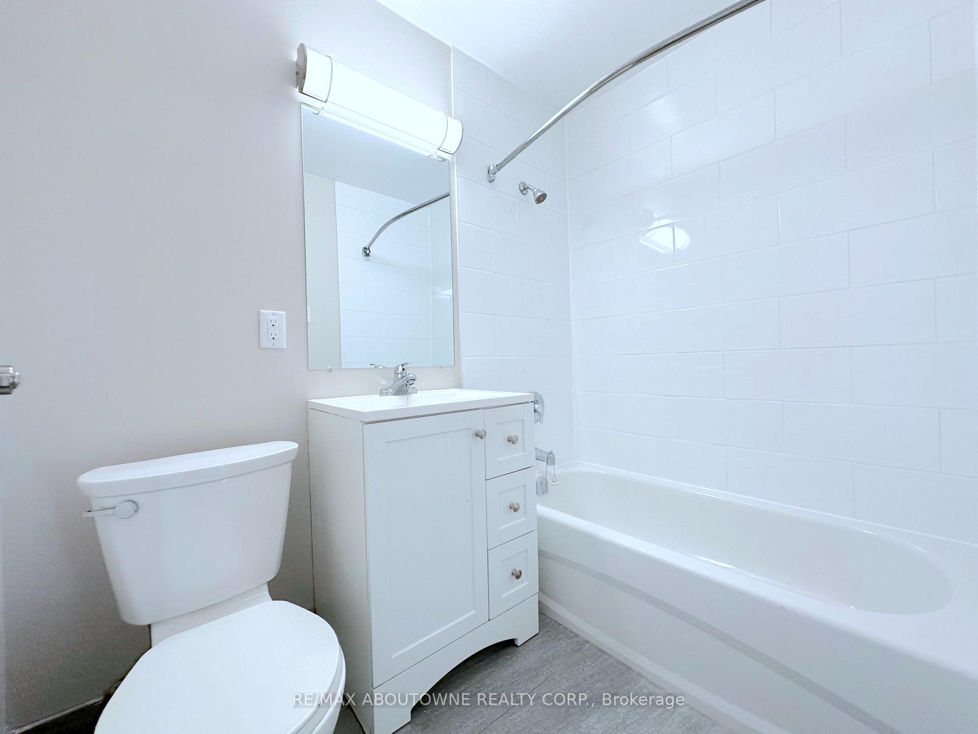 Photo 15 of Unit 204, 300 St Clair Avenue W, Toronto, Casa Loma — HOMEH