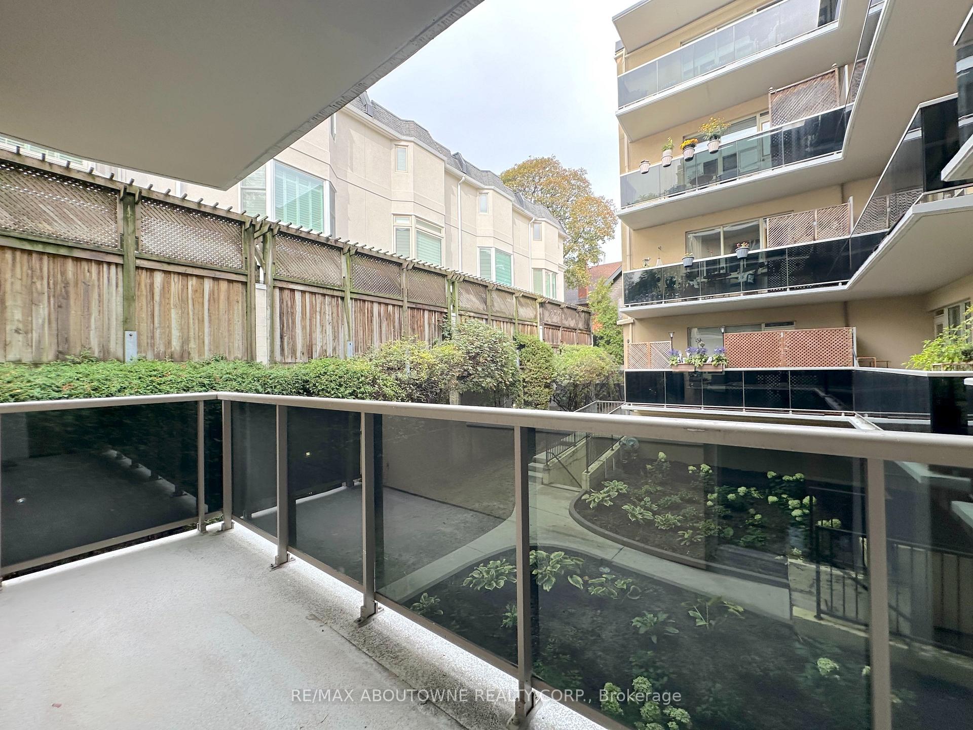 Photo 17 of Unit 204, 300 St Clair Avenue W, Toronto, Casa Loma — HOMEH
