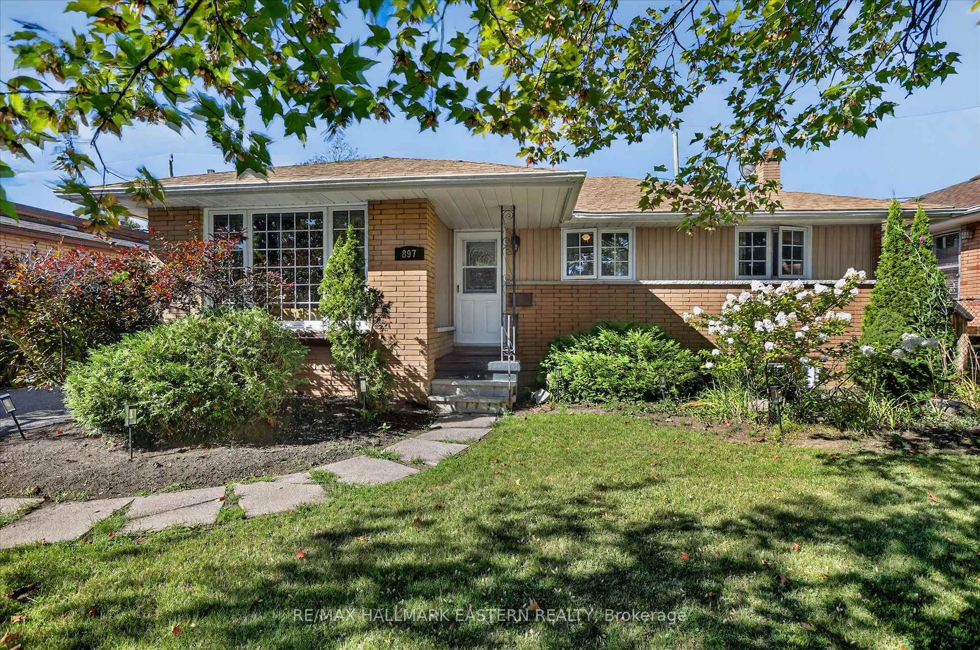 Photo of 897 Westdale Avenue