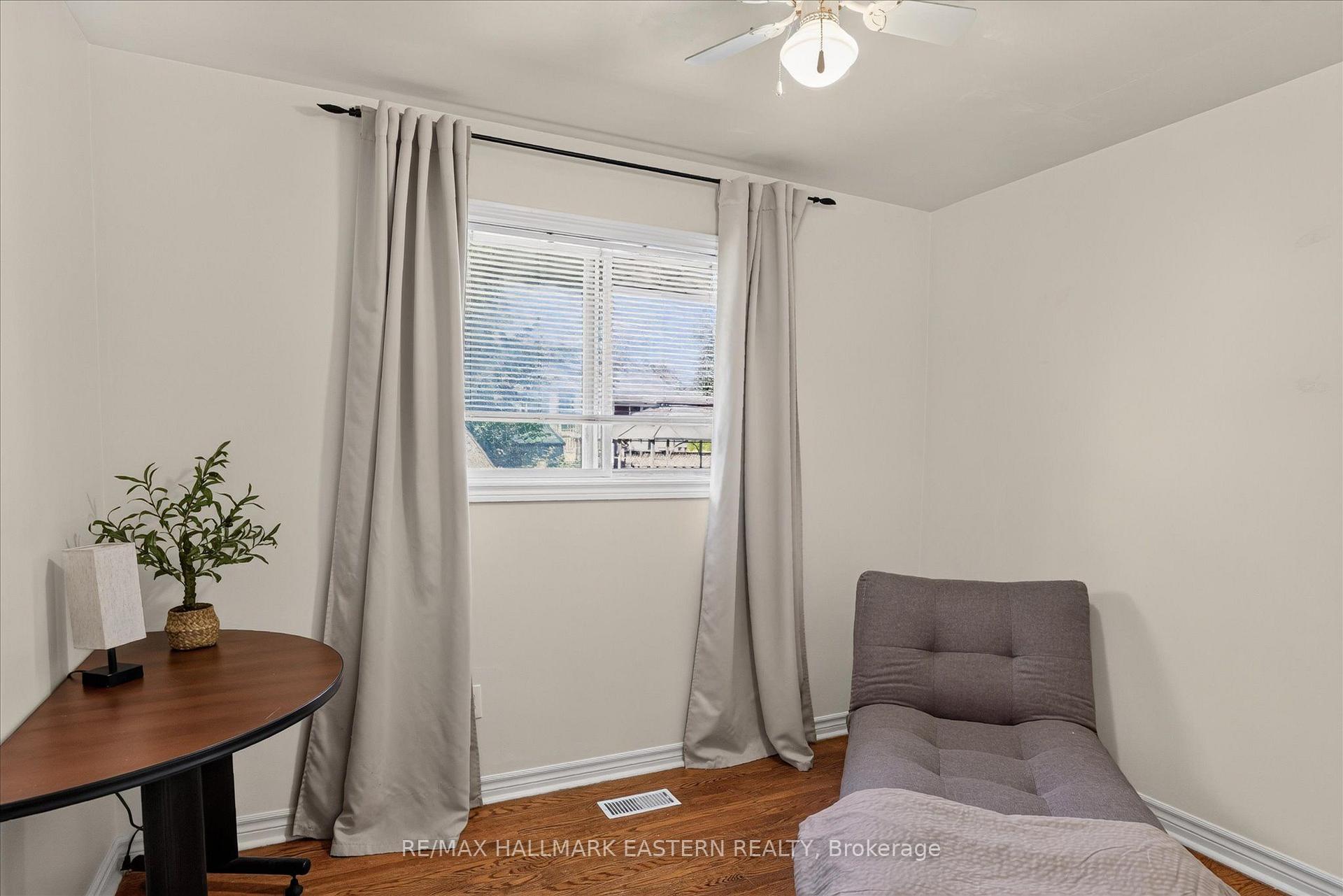 Photo 15 of 897 Westdale Avenue, Peterborough, Northcrest Ward 5 — HOMEH