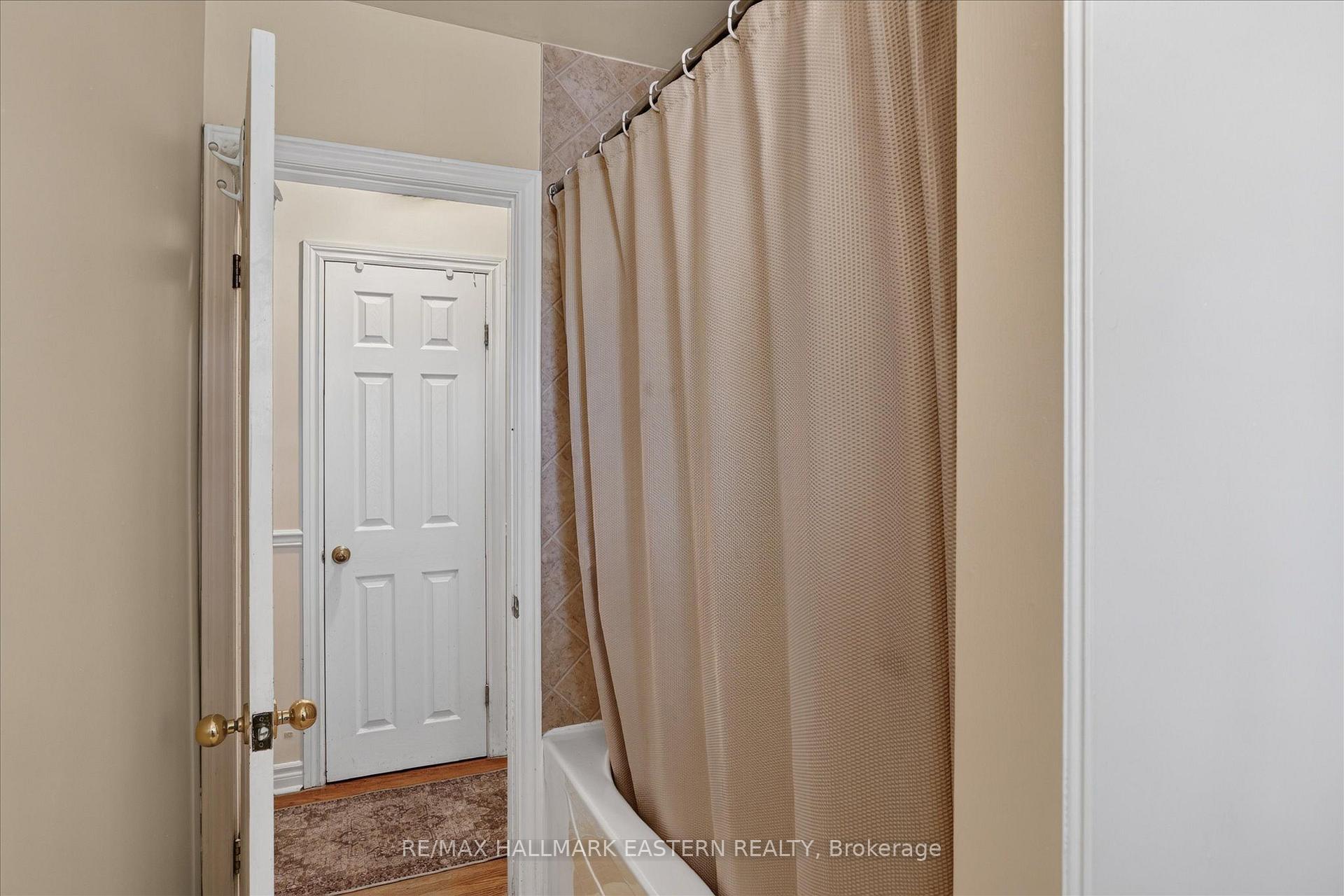 Photo 19 of 897 Westdale Avenue, Peterborough, Northcrest Ward 5 — HOMEH