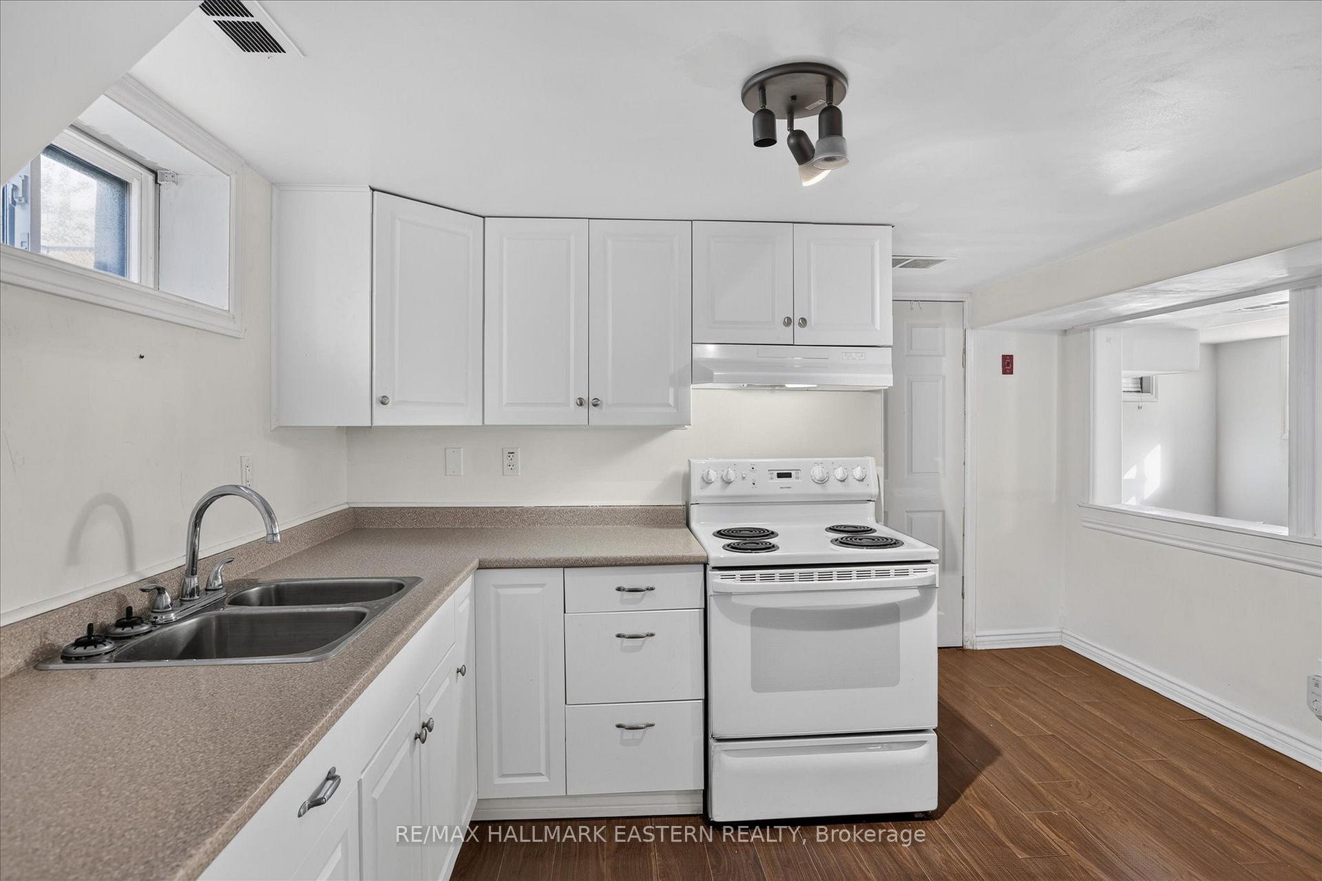 Photo 23 of 897 Westdale Avenue, Peterborough, Northcrest Ward 5 — HOMEH