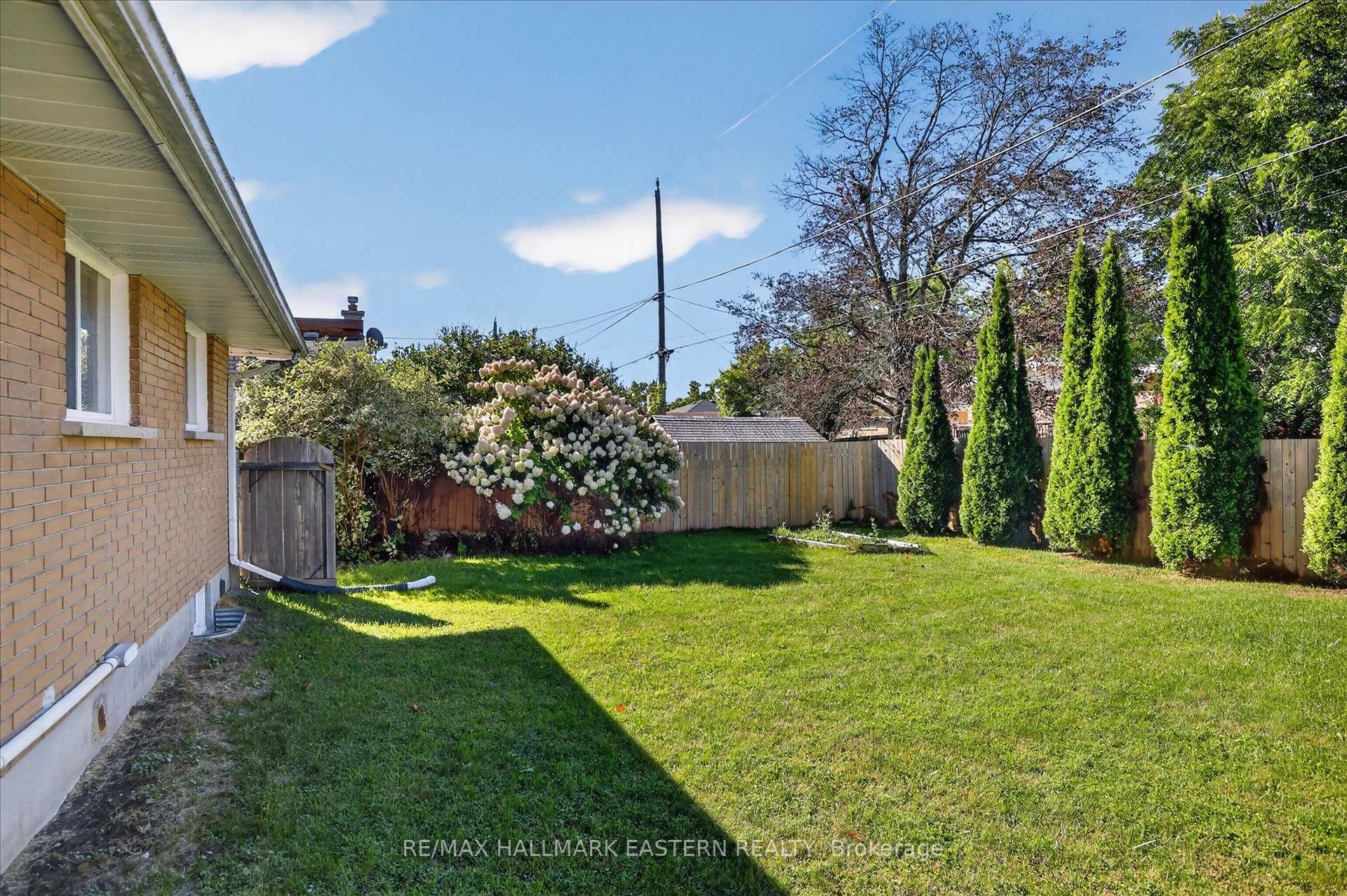 Photo 34 of 897 Westdale Avenue, Peterborough, Northcrest Ward 5 — HOMEH