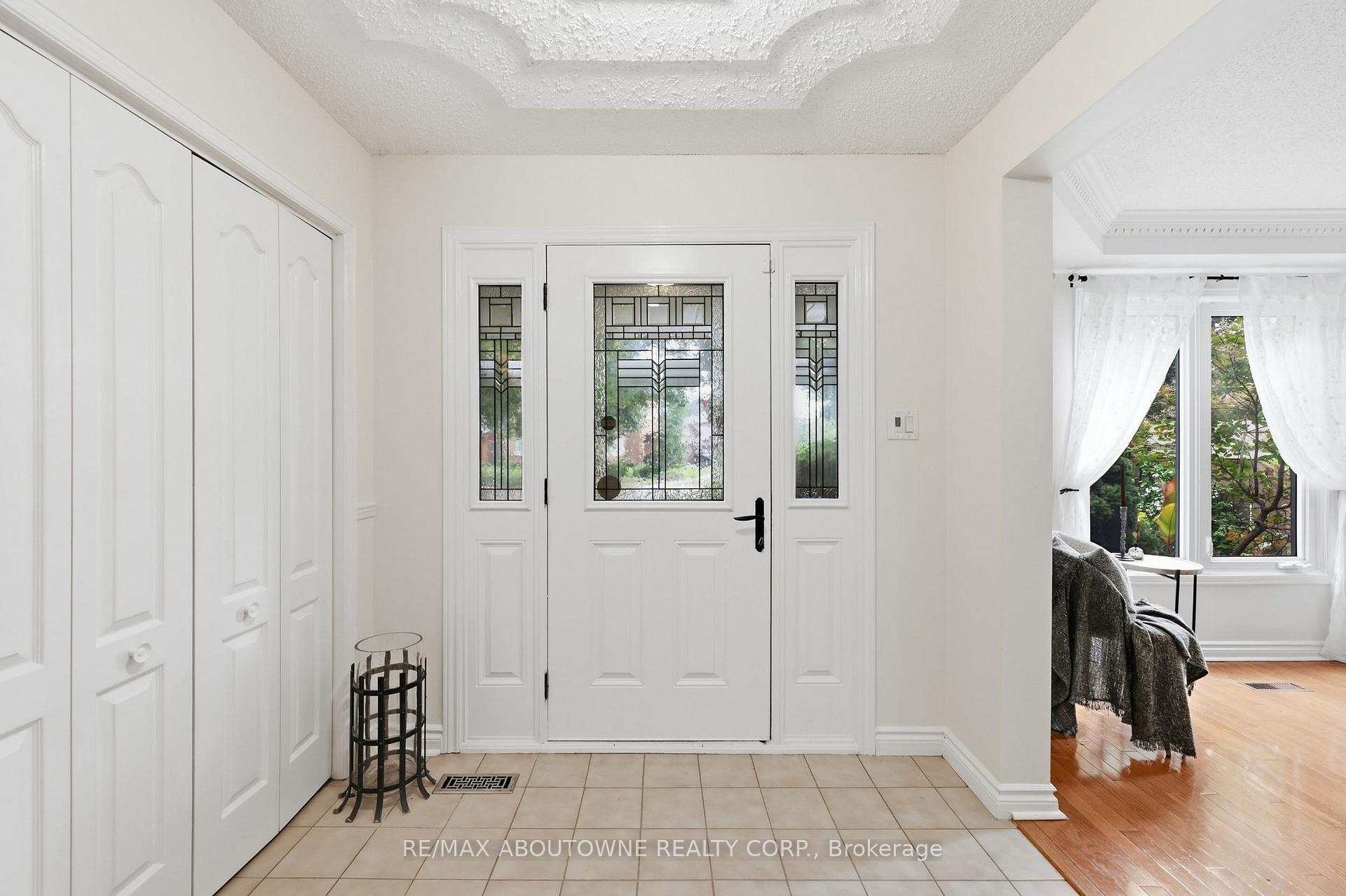 Photo 5 of 572 Harmony Avenue, Burlington, Roseland — HOMEH