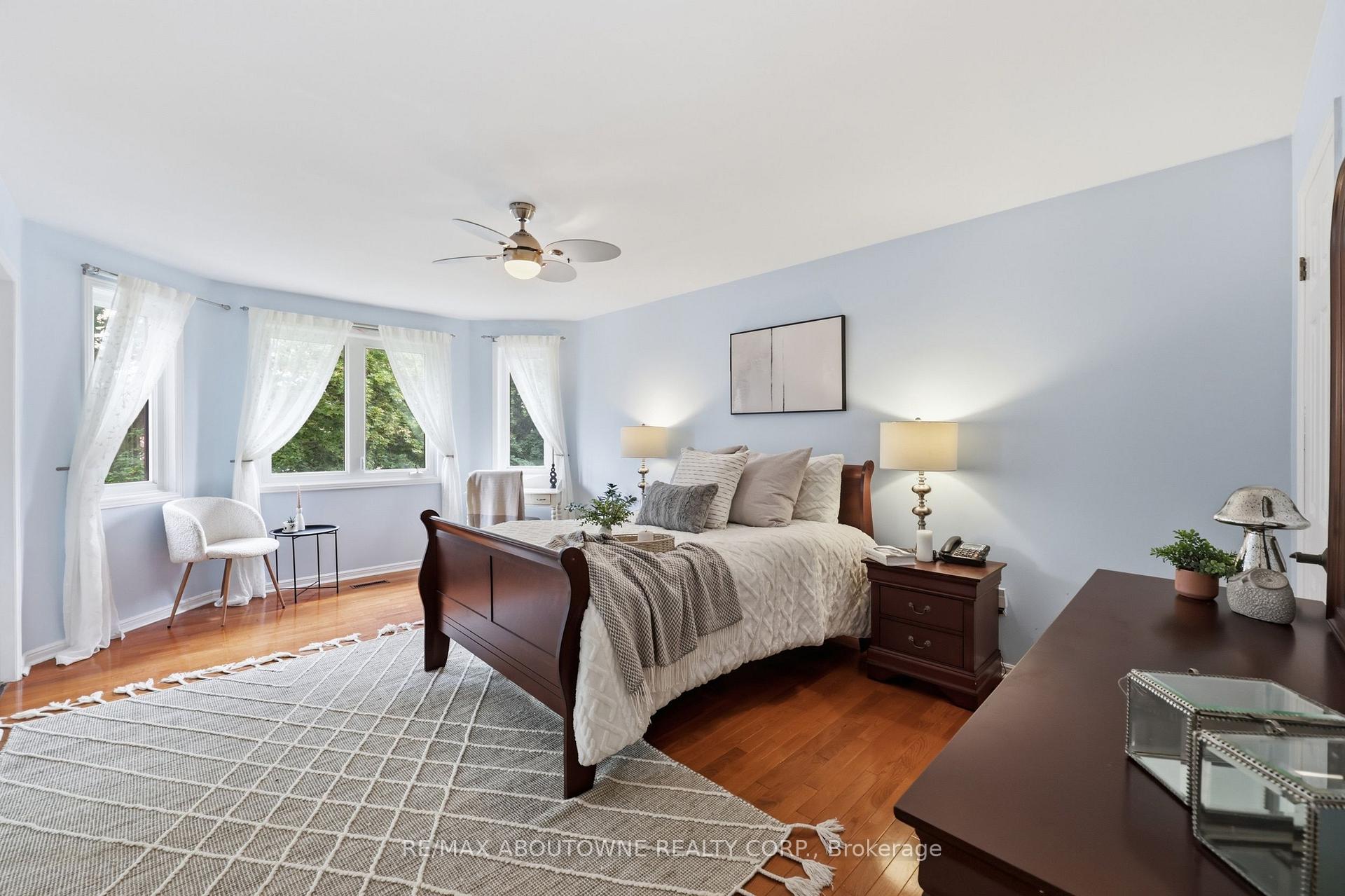 Photo 25 of 572 Harmony Avenue, Burlington, Roseland — HOMEH
