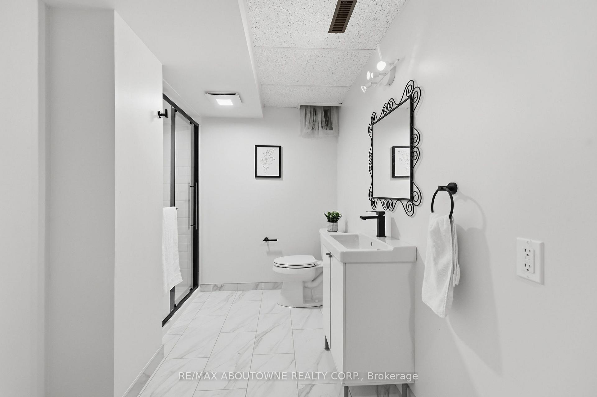 Photo 40 of 572 Harmony Avenue, Burlington, Roseland — HOMEH