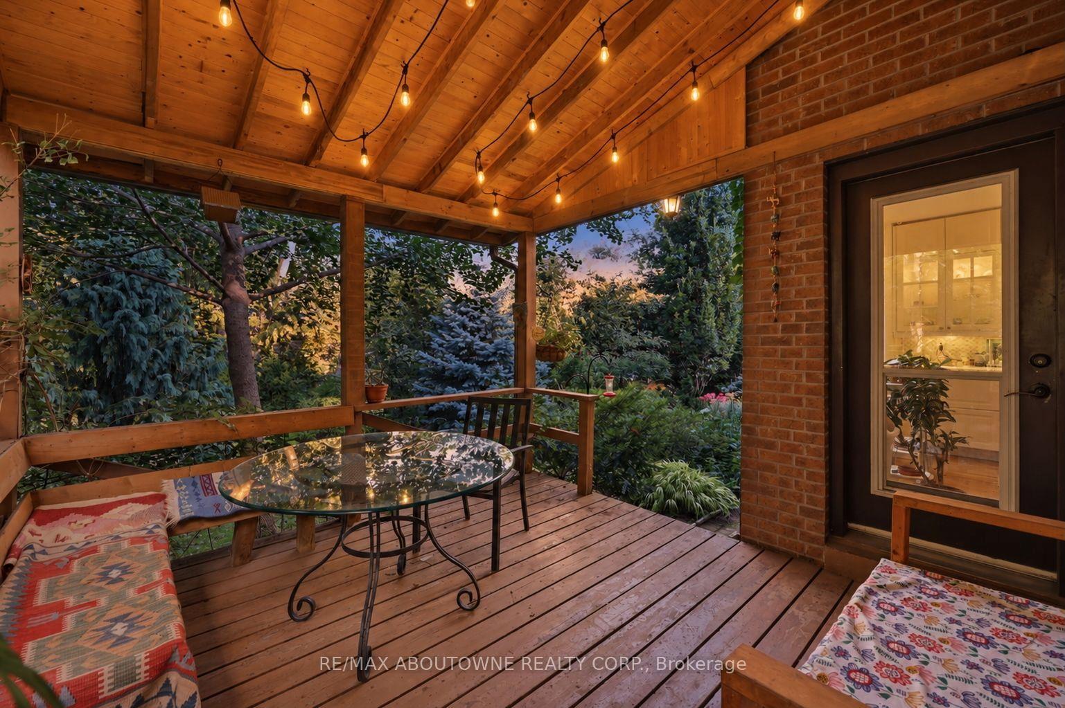 Photo 48 of 572 Harmony Avenue, Burlington, Roseland — HOMEH
