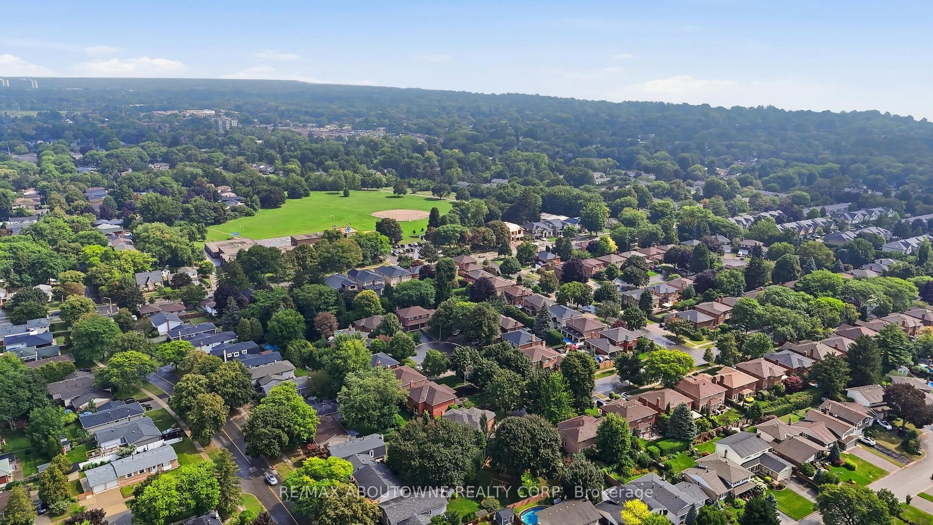 Photo 51 of 572 Harmony Avenue, Burlington, Roseland — HOMEH