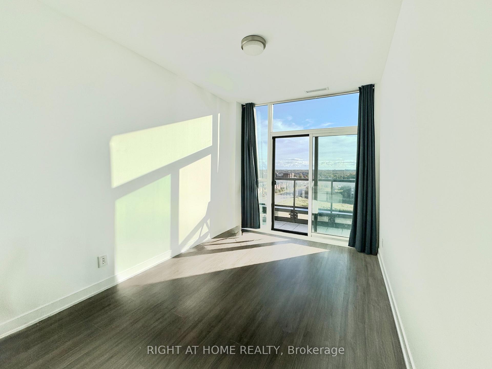 Photo 3 of Unit 708, 681 Yonge Street, Barrie, Painswick South — HOMEH