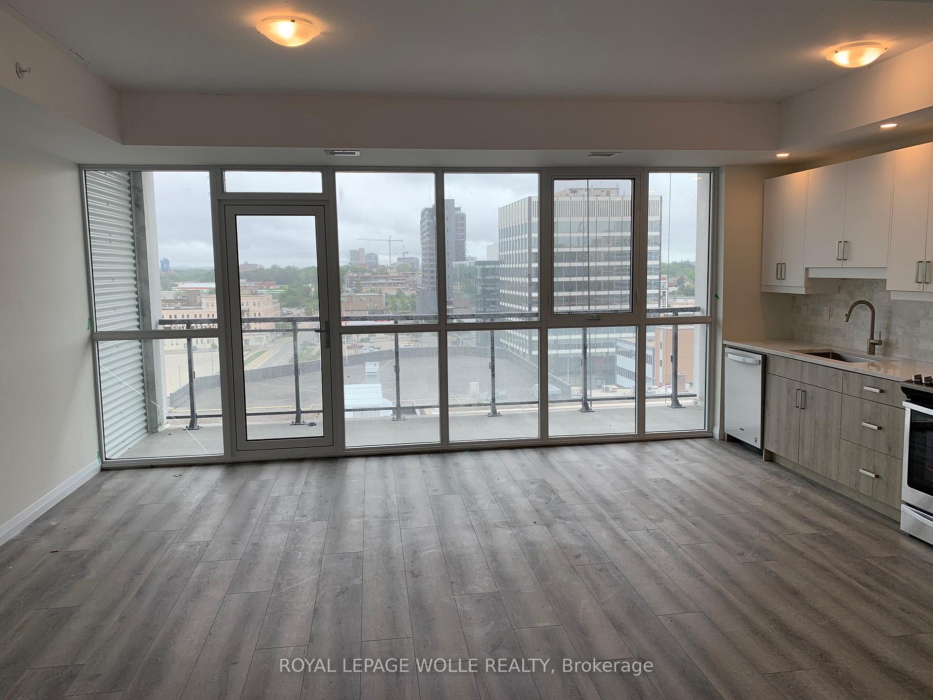Photo 4 of Unit 2409, 60 Charles Street W, Kitchener, City Commercial Core — HOMEH