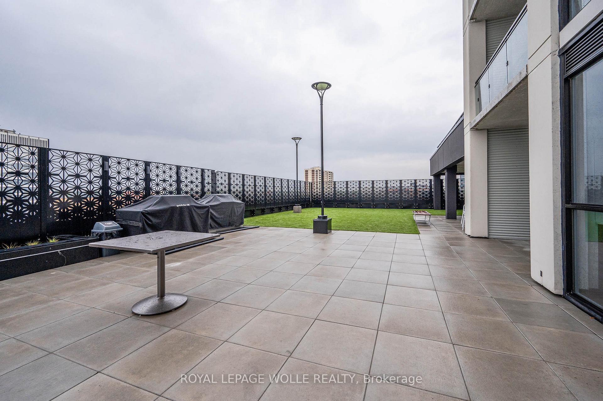 Photo 16 of Unit 2409, 60 Charles Street W, Kitchener, City Commercial Core — HOMEH