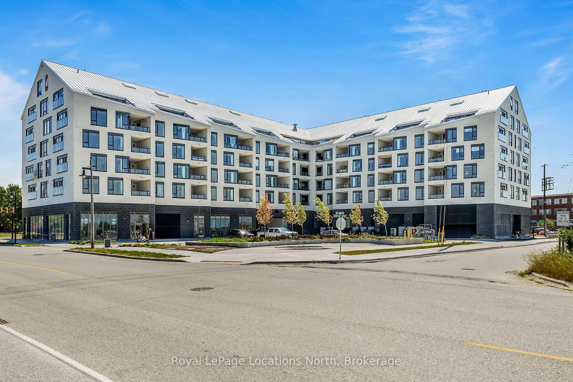 Photo 2 of Unit 410, 31 Huron Street, Collingwood — HOMEH