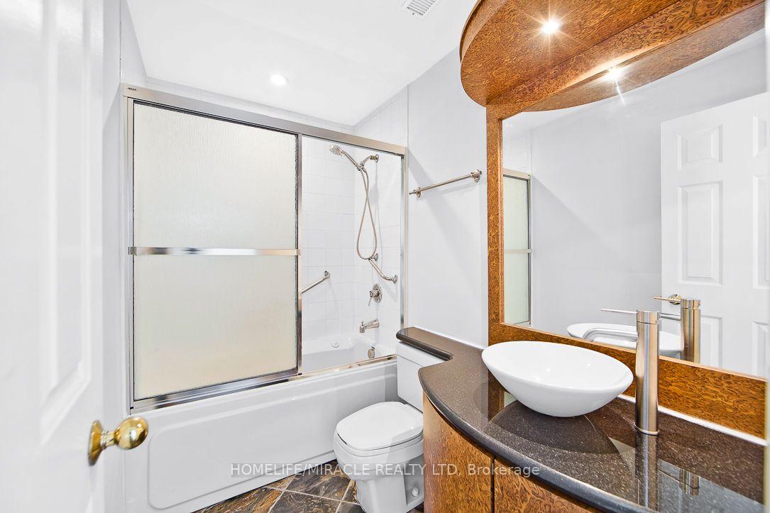Photo 14 of Unit 505, 36 James Street S, Hamilton, Central — HOMEH