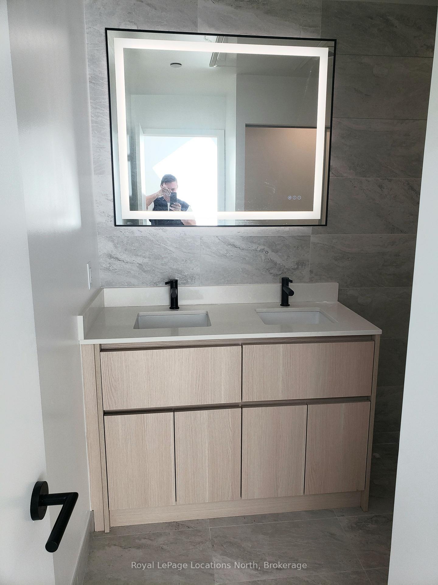 Photo 25 of Unit 609, 31 Huron Street, Collingwood — HOMEH