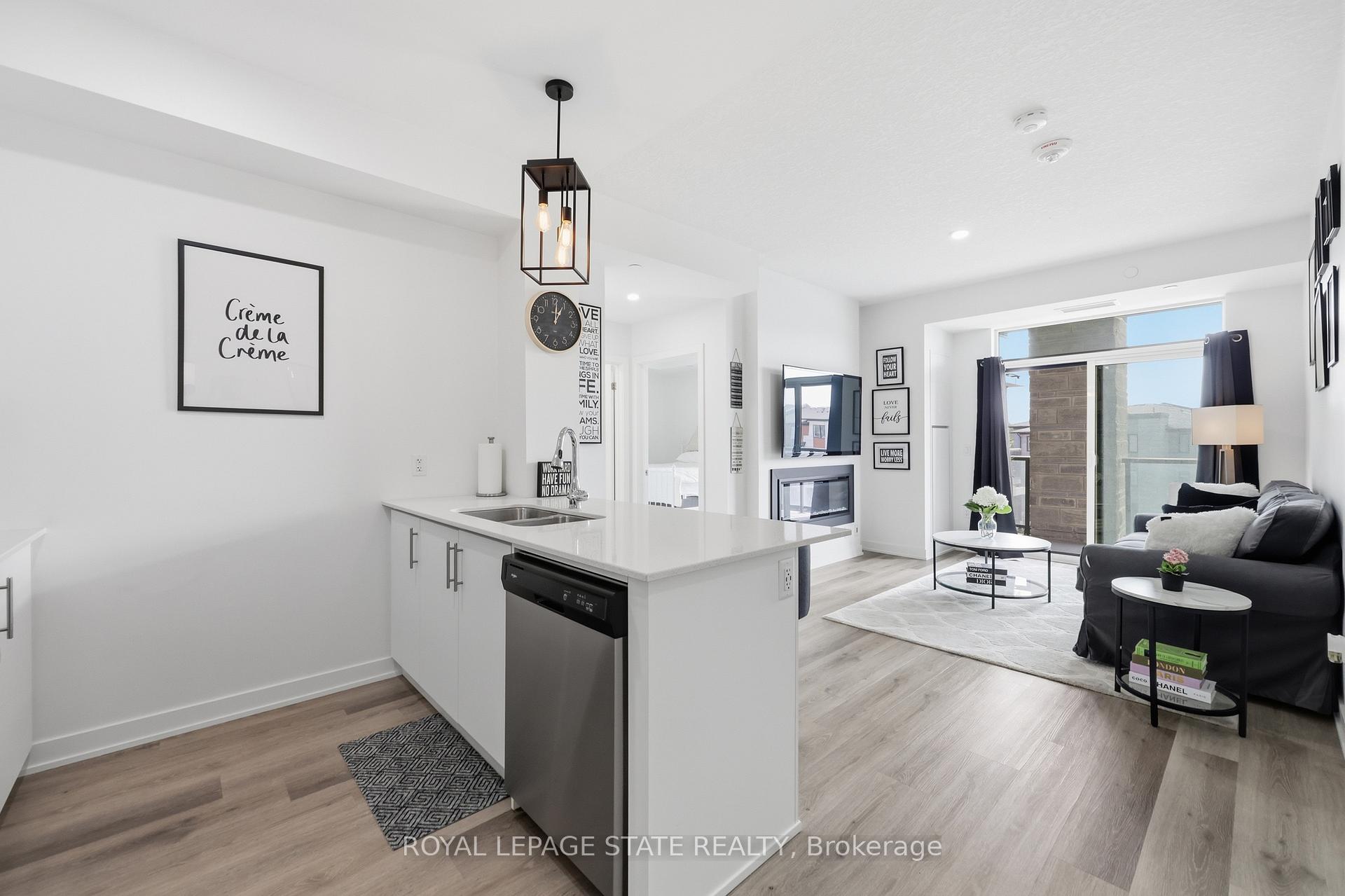 Photo 11 of Unit 301, 600 North Service Road, Hamilton, Lakeshore — HOMEH