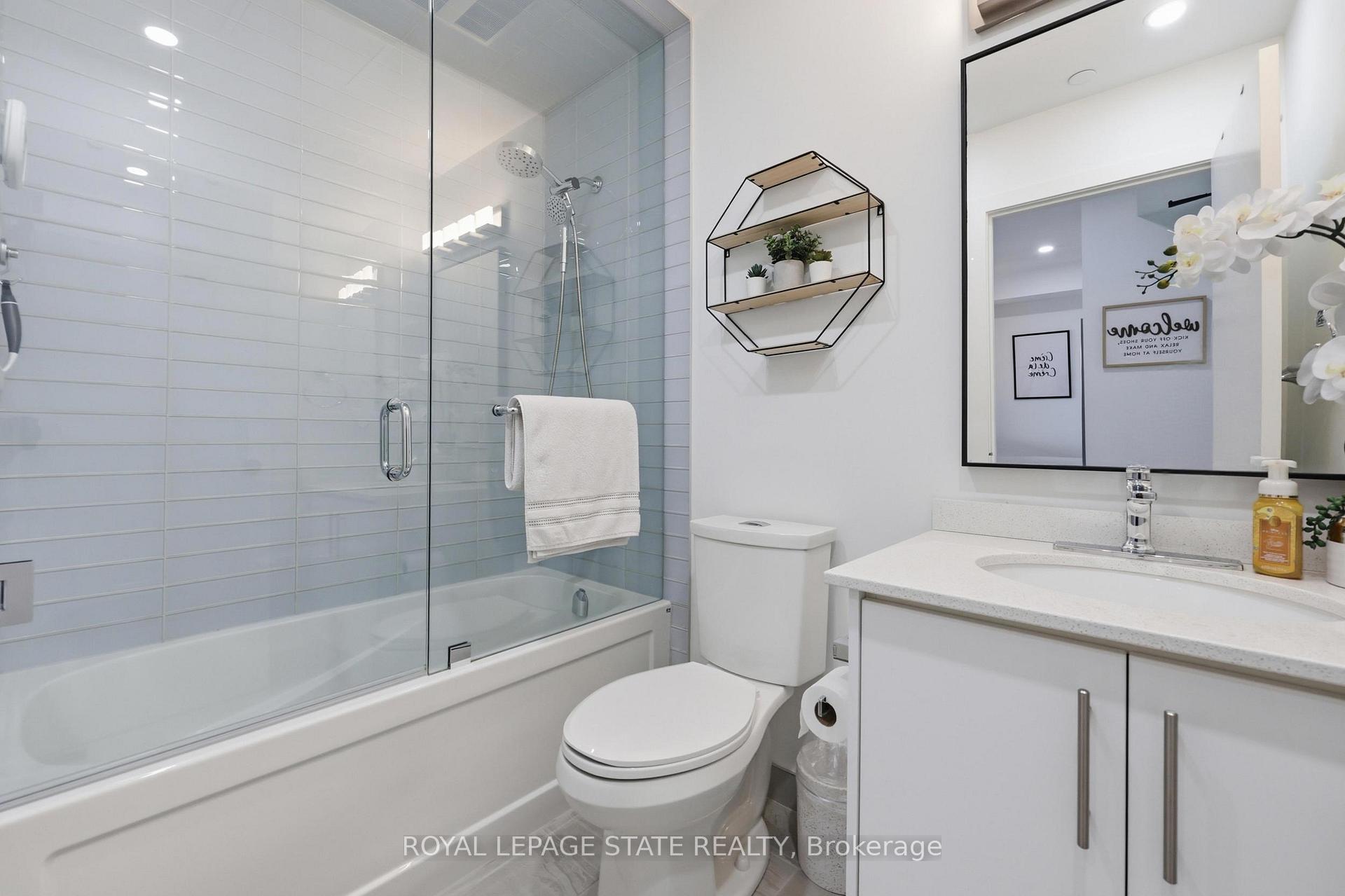 Photo 12 of Unit 301, 600 North Service Road, Hamilton, Lakeshore — HOMEH