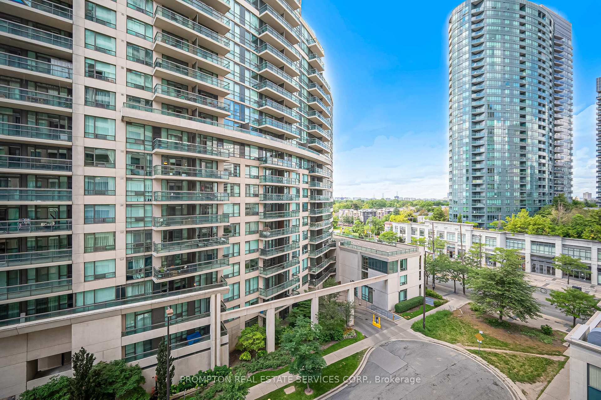 Photo 24 of Unit 807, 7 Lorraine Drive, North York, Willowdale West — HOMEH