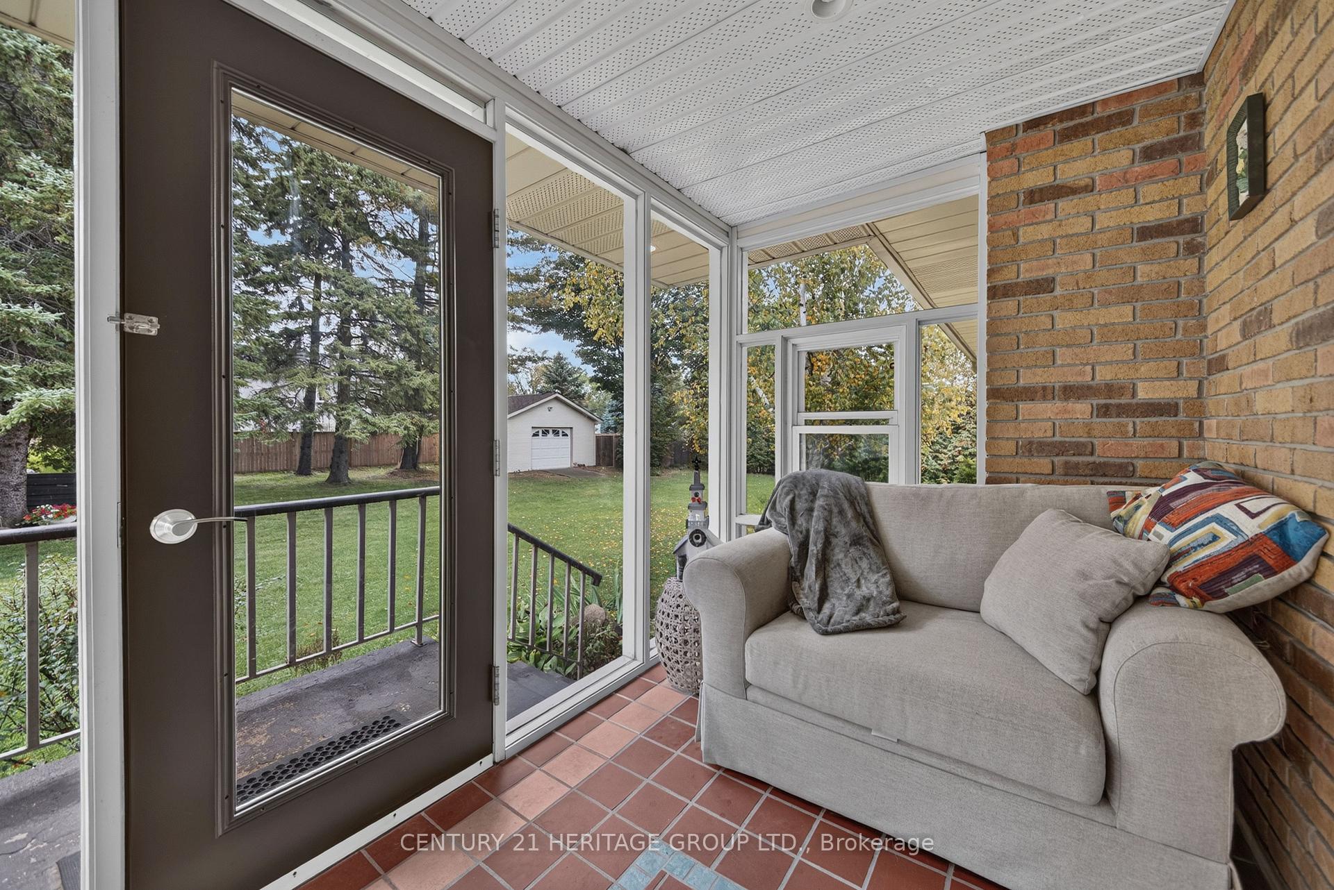 Photo 11 of 1 Arthur Evans Crescent, Bradford West Gwillimbury, Rural Bradford West Gwillimbury — HOMEH