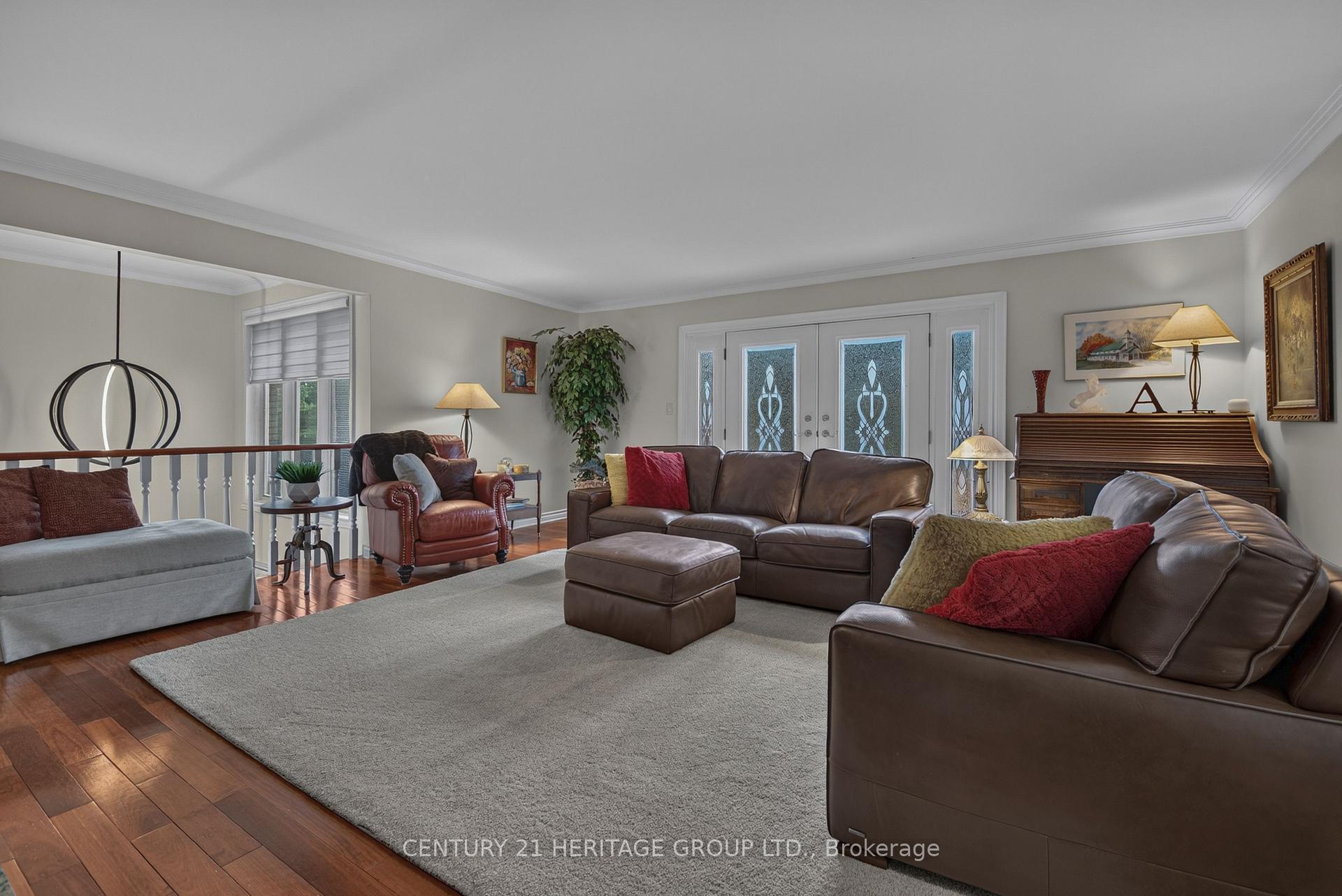 Photo 14 of 1 Arthur Evans Crescent, Bradford West Gwillimbury, Rural Bradford West Gwillimbury — HOMEH
