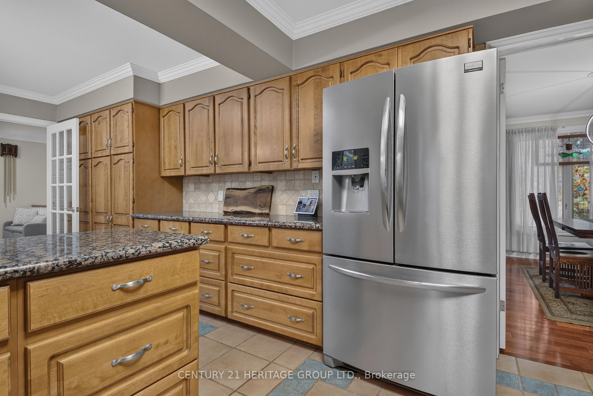 Photo 22 of 1 Arthur Evans Crescent, Bradford West Gwillimbury, Rural Bradford West Gwillimbury — HOMEH