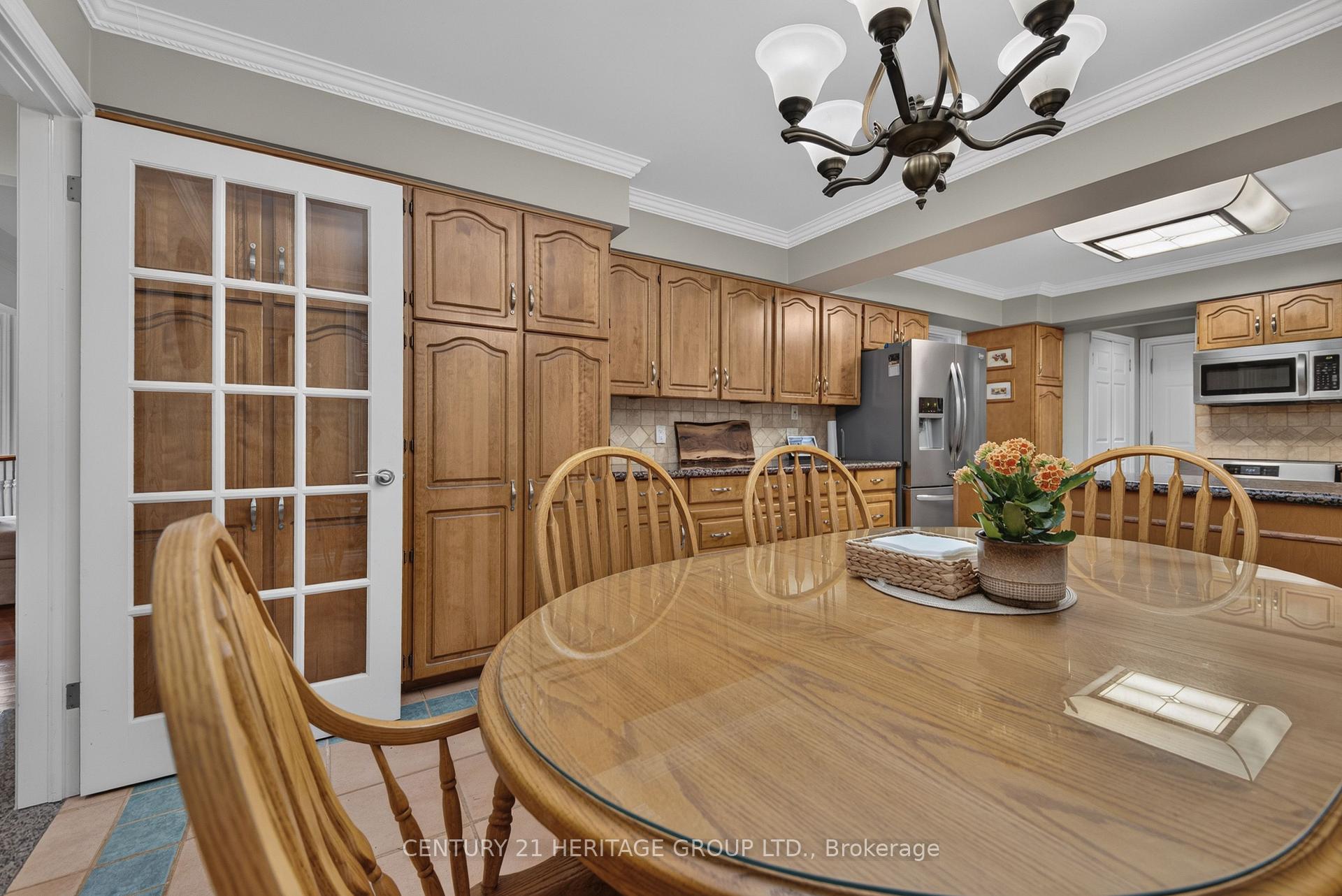 Photo 24 of 1 Arthur Evans Crescent, Bradford West Gwillimbury, Rural Bradford West Gwillimbury — HOMEH