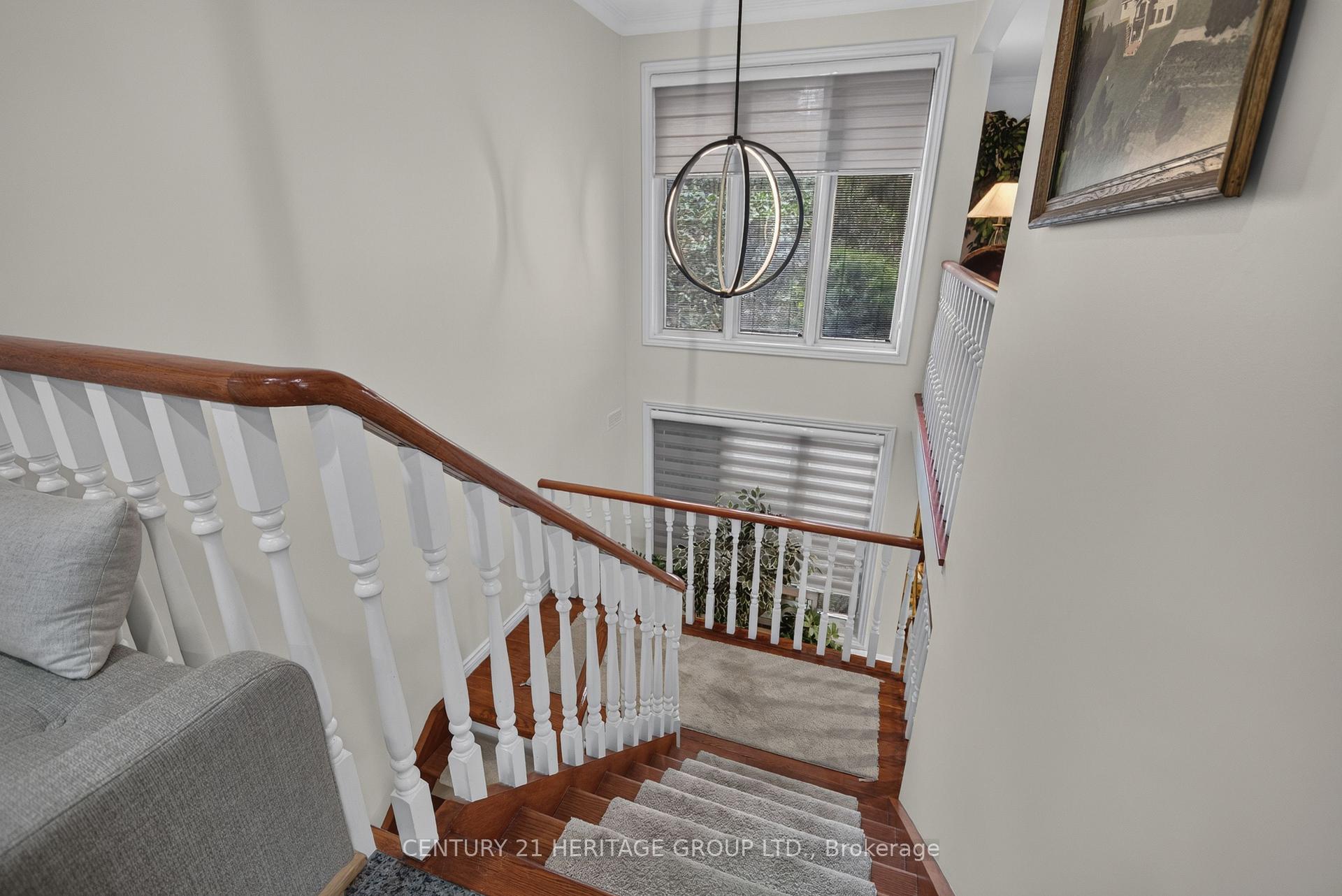 Photo 36 of 1 Arthur Evans Crescent, Bradford West Gwillimbury, Rural Bradford West Gwillimbury — HOMEH