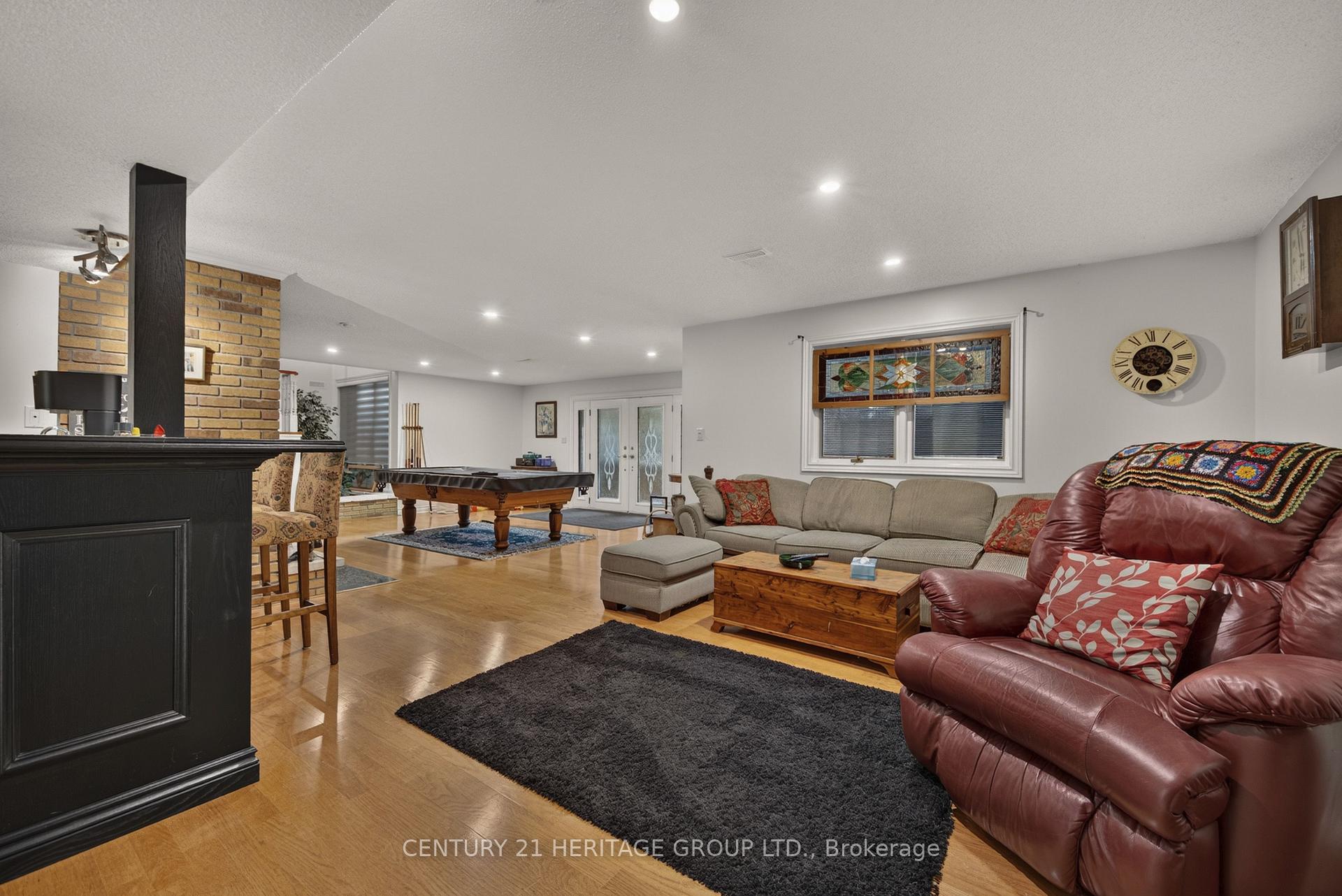Photo 37 of 1 Arthur Evans Crescent, Bradford West Gwillimbury, Rural Bradford West Gwillimbury — HOMEH