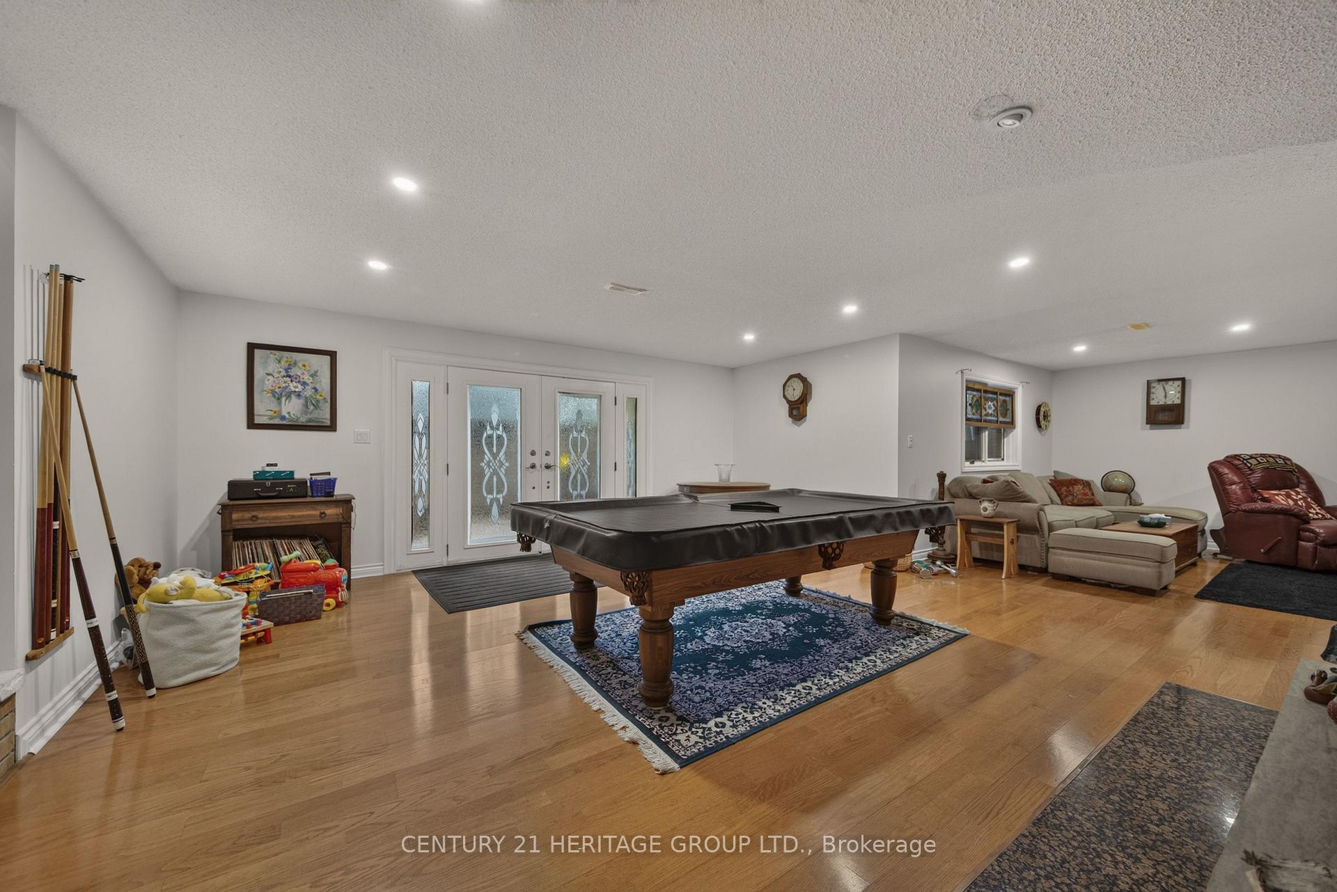 Photo 38 of 1 Arthur Evans Crescent, Bradford West Gwillimbury, Rural Bradford West Gwillimbury — HOMEH