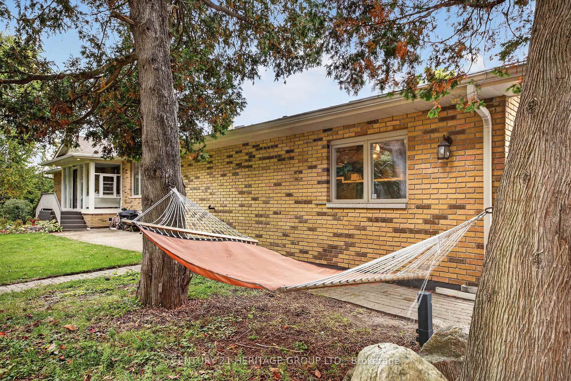 Photo 56 of 1 Arthur Evans Crescent, Bradford West Gwillimbury, Rural Bradford West Gwillimbury — HOMEH