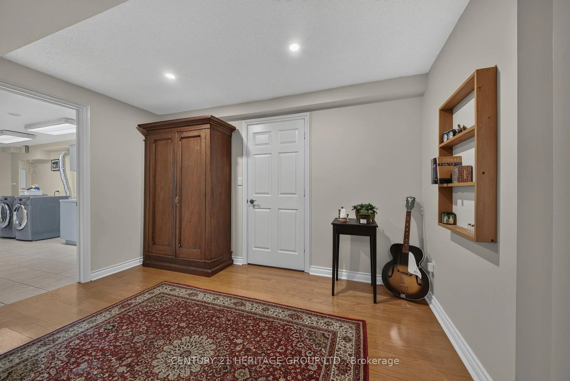 Photo 39 of 1 Arthur Evans Crescent, Bradford West Gwillimbury, Rural Bradford West Gwillimbury — HOMEH