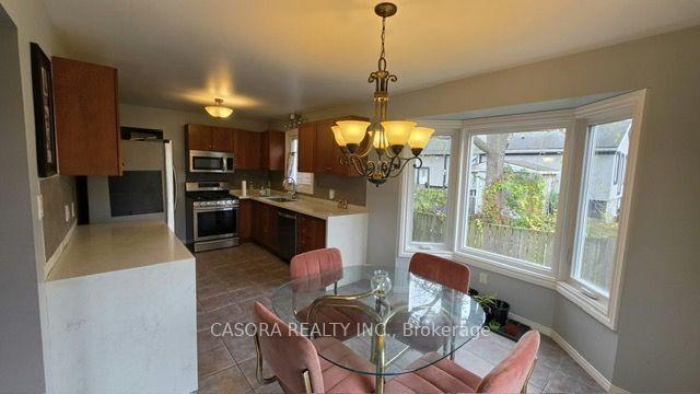 Photo 2 of 71 Stone Church Road E, Hamilton, Jerome — HOMEH