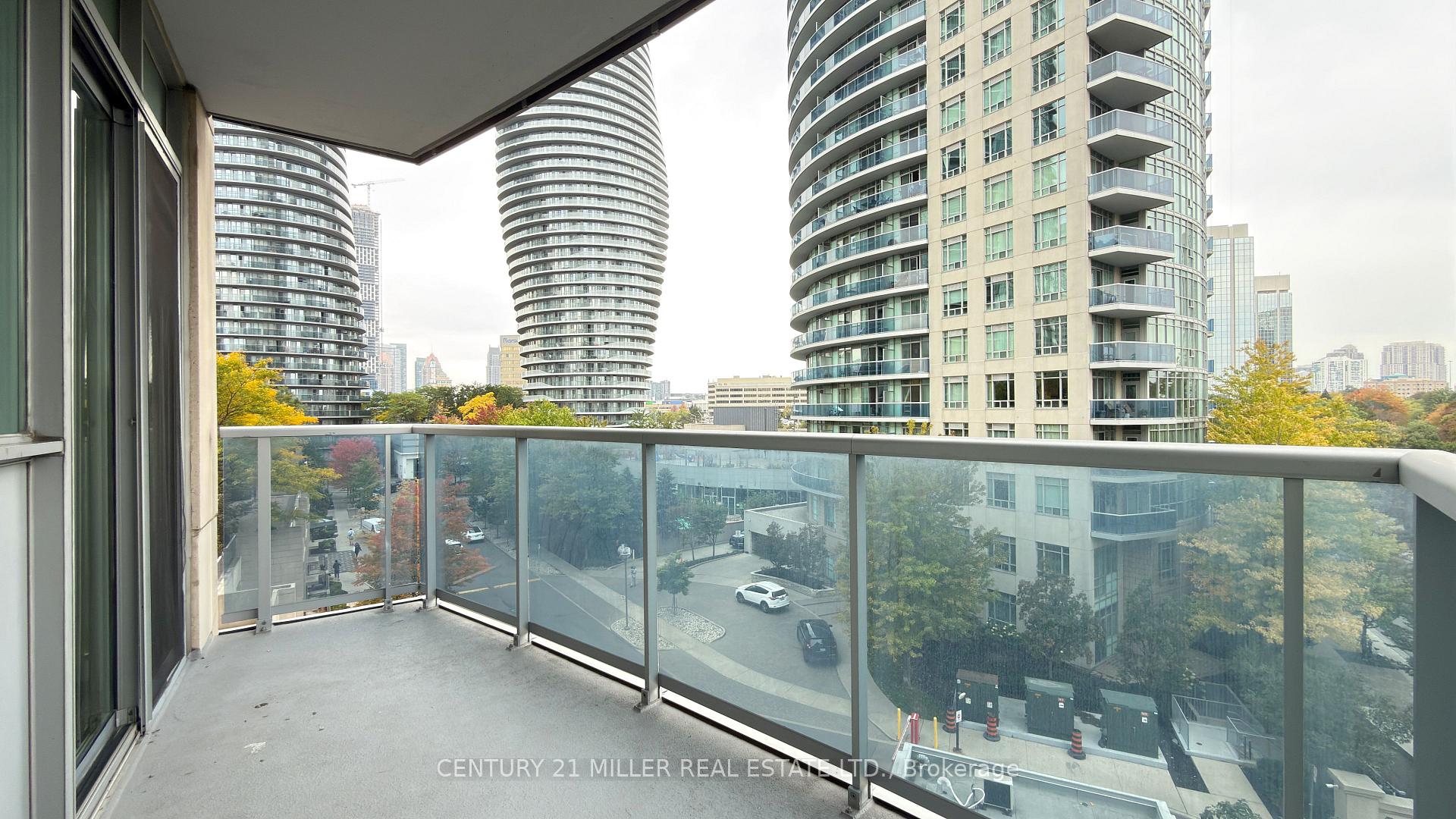 Photo 13 of Unit 509, 90 Absolute Avenue, Mississauga, City Centre — HOMEH