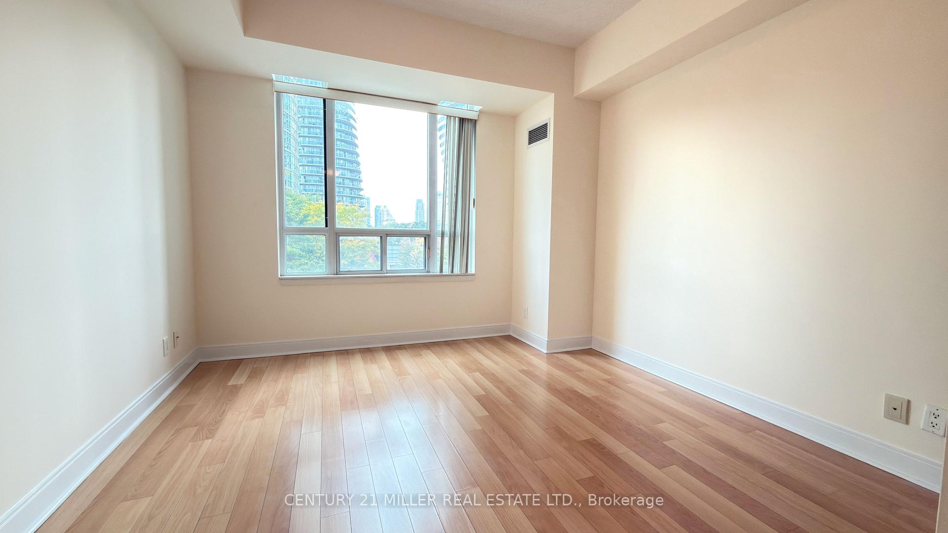 Photo 15 of Unit 509, 90 Absolute Avenue, Mississauga, City Centre — HOMEH