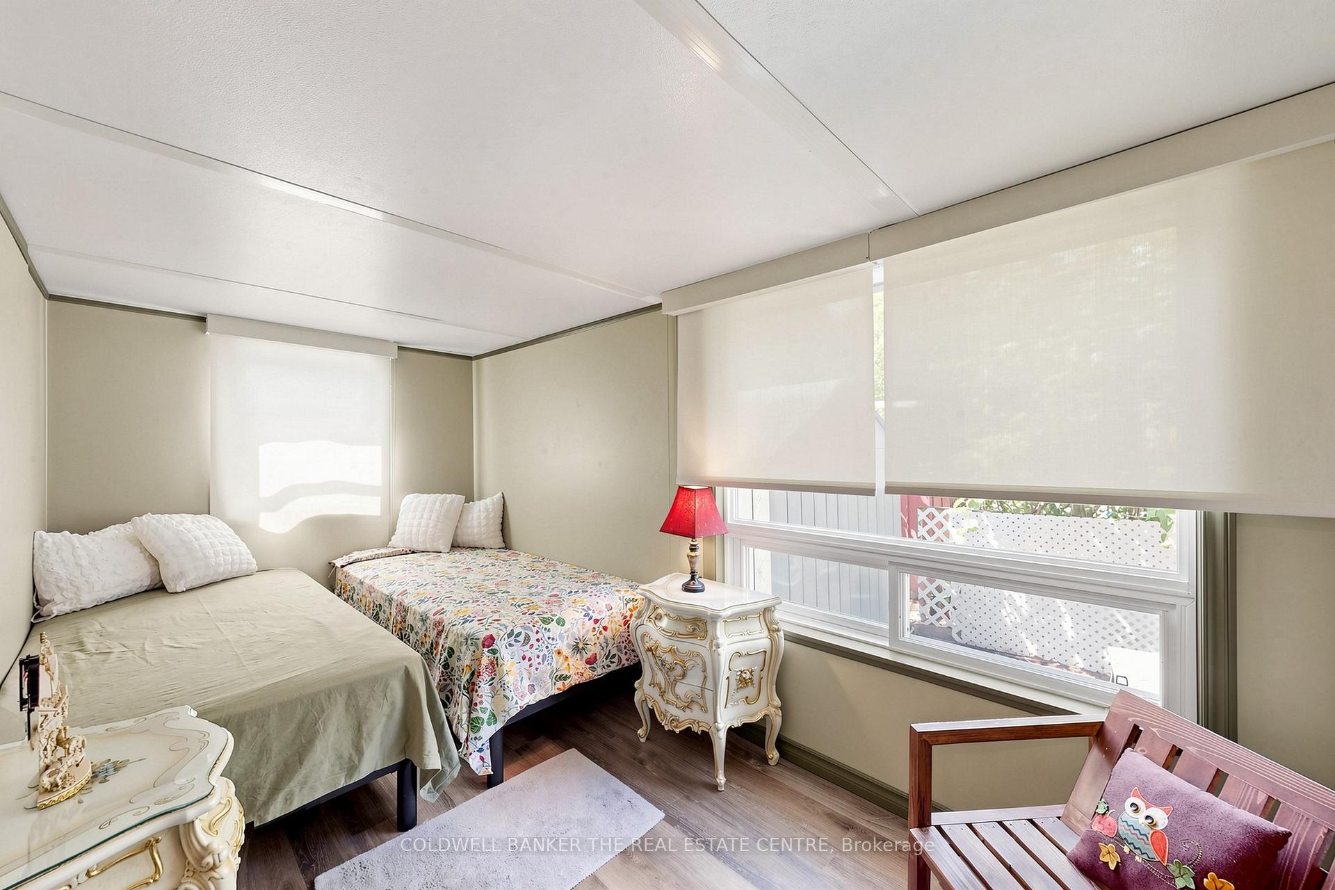 Photo 18 of Unit 308, 285 Crydermans Side Road, Georgina, Baldwin — HOMEH