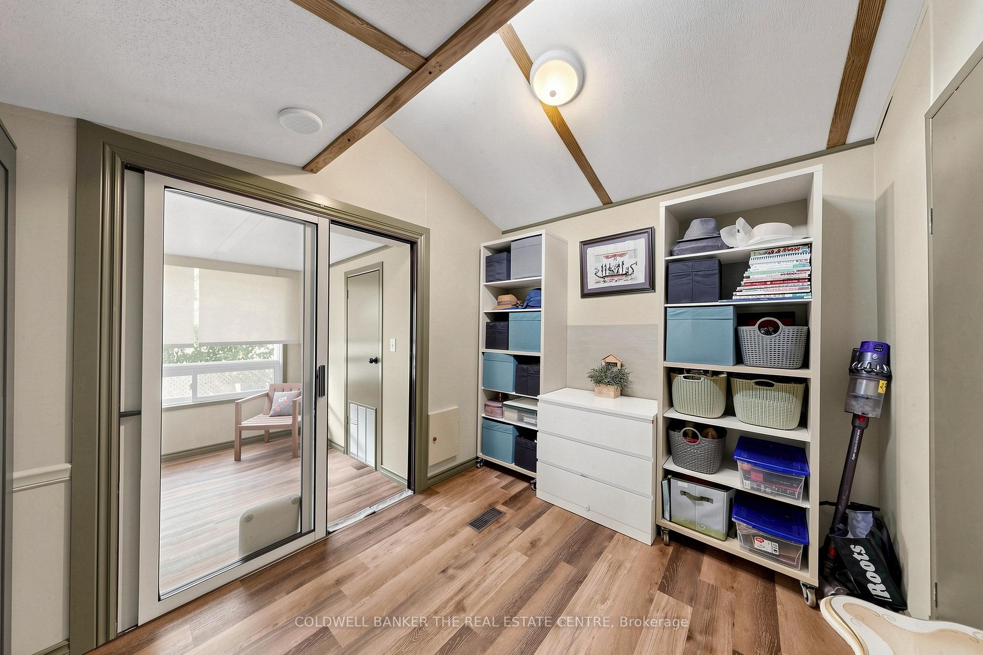 Photo 20 of Unit 308, 285 Crydermans Side Road, Georgina, Baldwin — HOMEH