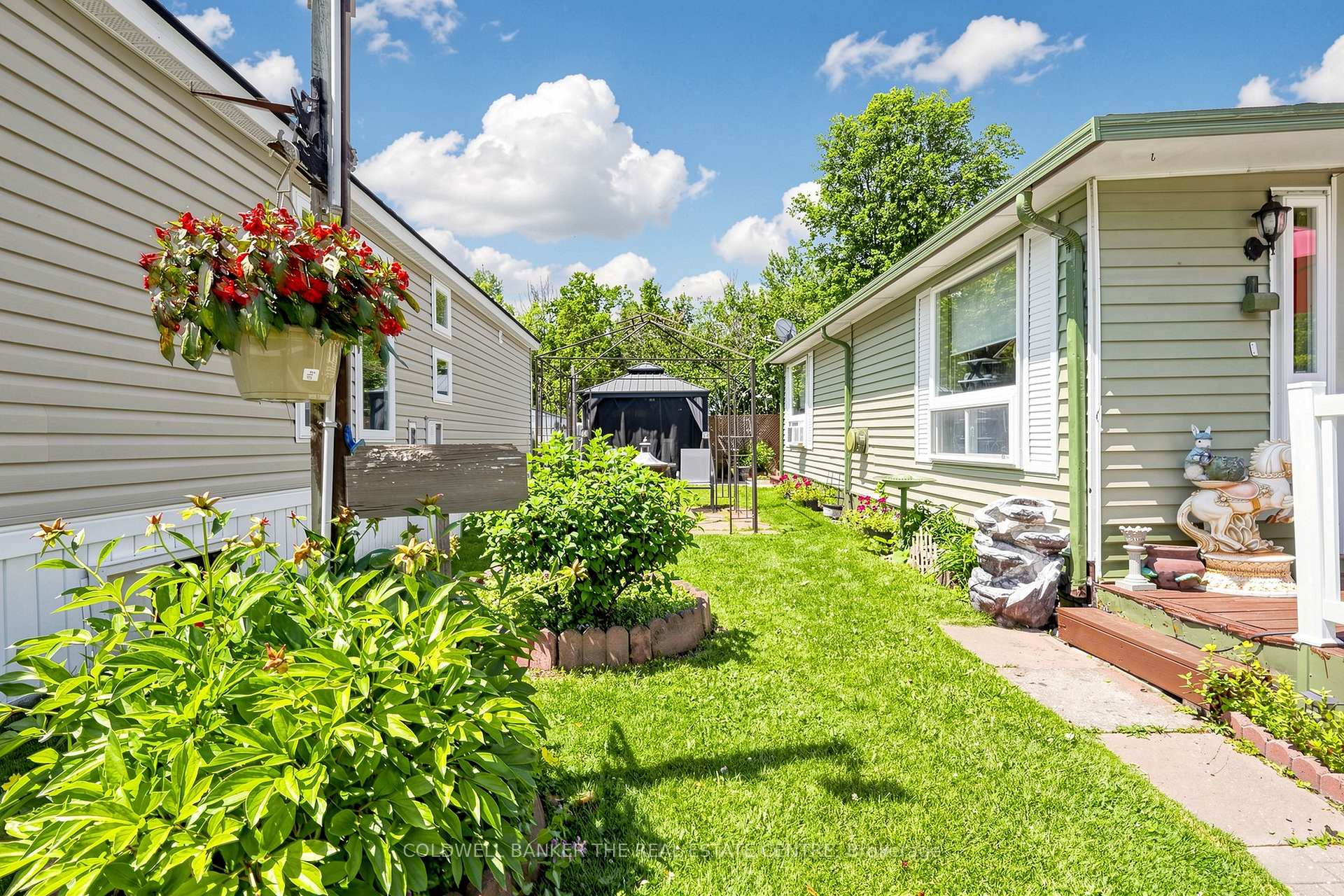 Photo 27 of Unit 308, 285 Crydermans Side Road, Georgina, Baldwin — HOMEH