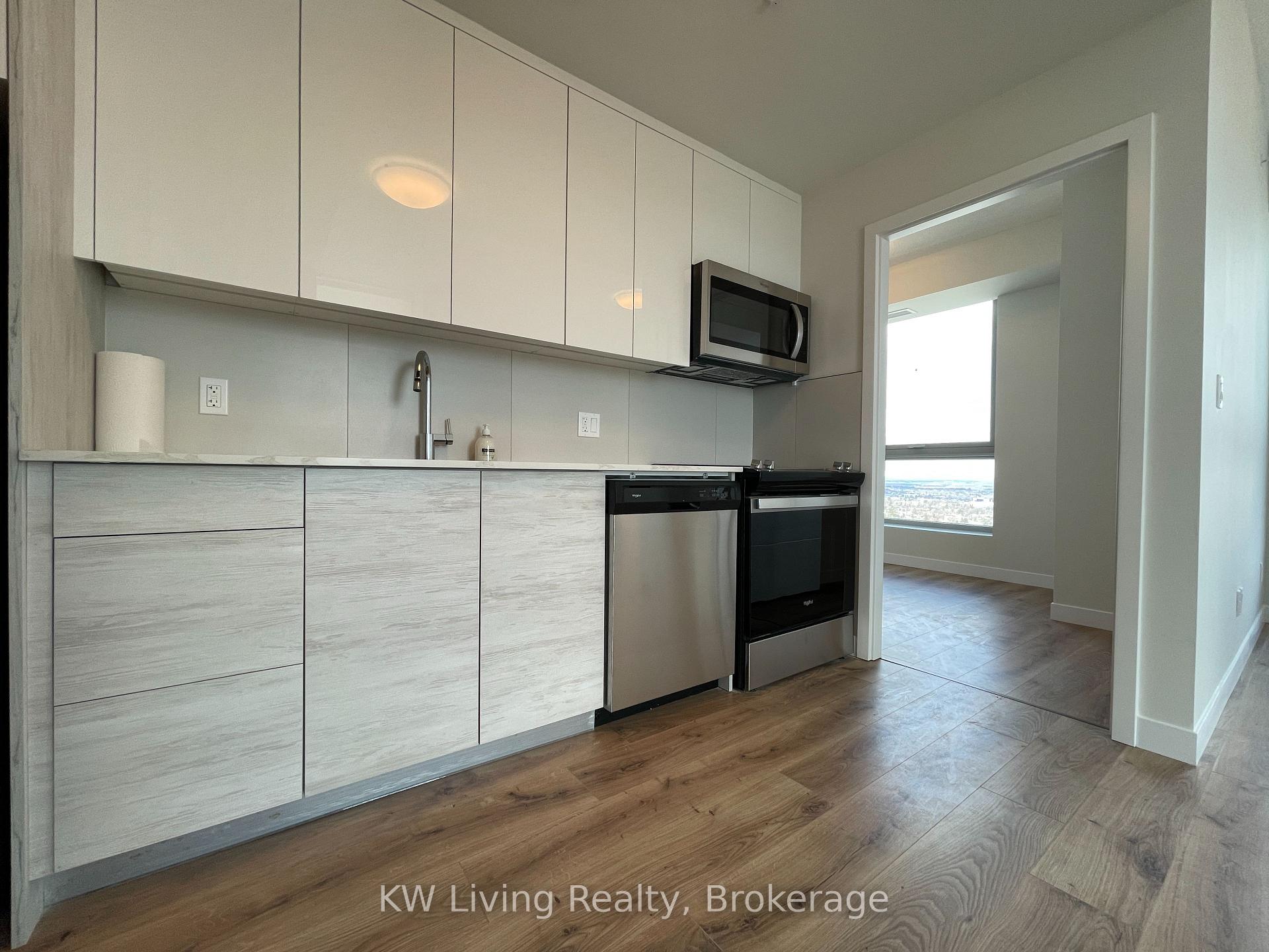 Photo 4 of Unit 3202, 60 Frederick Street, Kitchener, Civic Centre — HOMEH