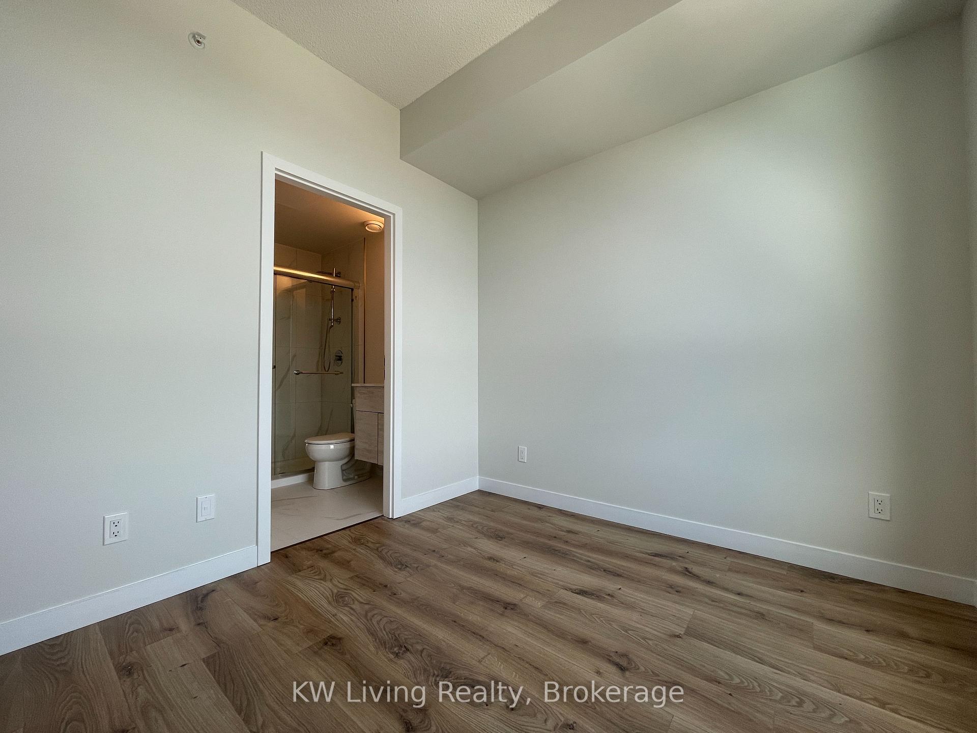 Photo 12 of Unit 3202, 60 Frederick Street, Kitchener, Civic Centre — HOMEH