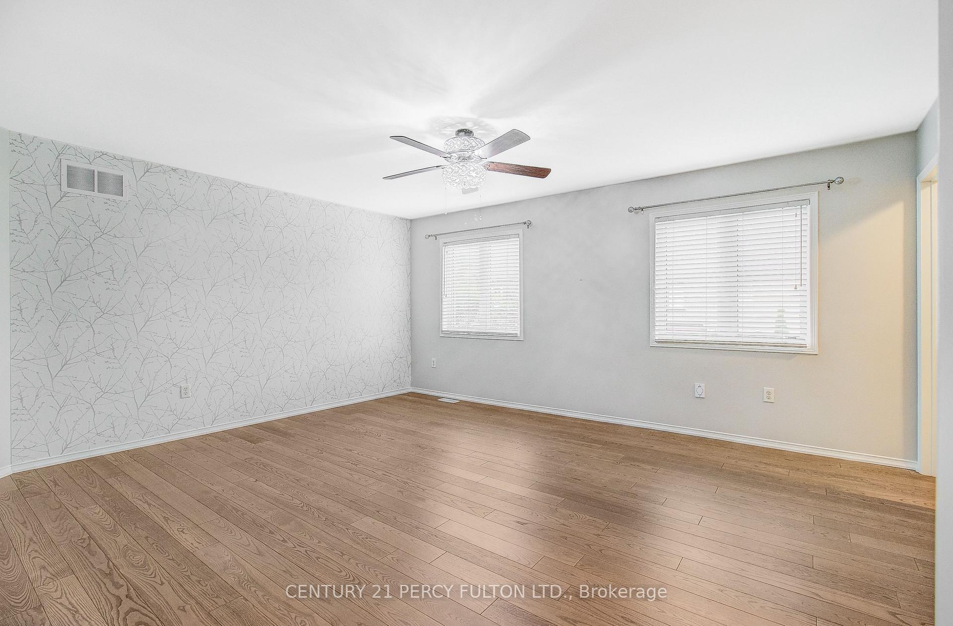 Photo 51 of 24 Bellhouse Place, Whitby, Brooklin — HOMEH