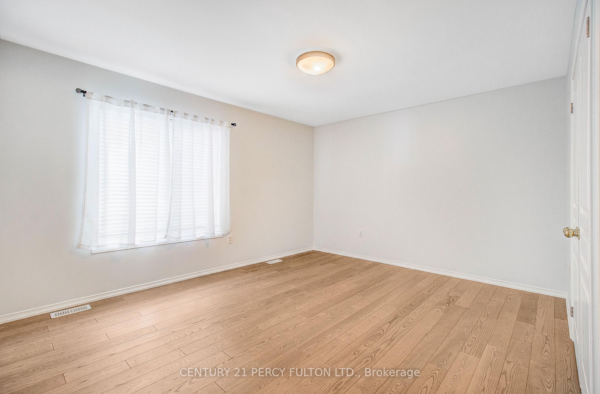 Photo 63 of 24 Bellhouse Place, Whitby, Brooklin — HOMEH