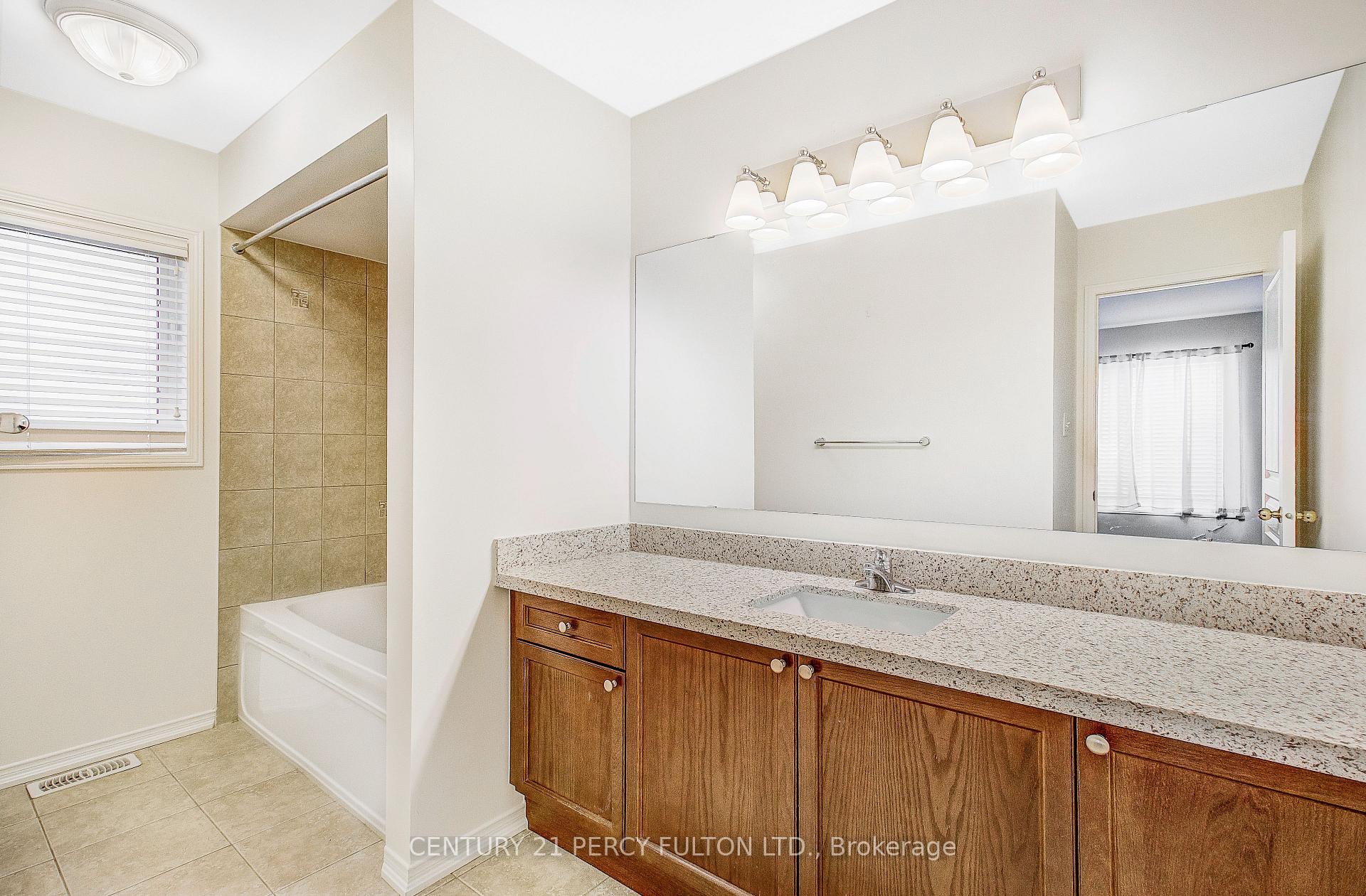 Photo 67 of 24 Bellhouse Place, Whitby, Brooklin — HOMEH