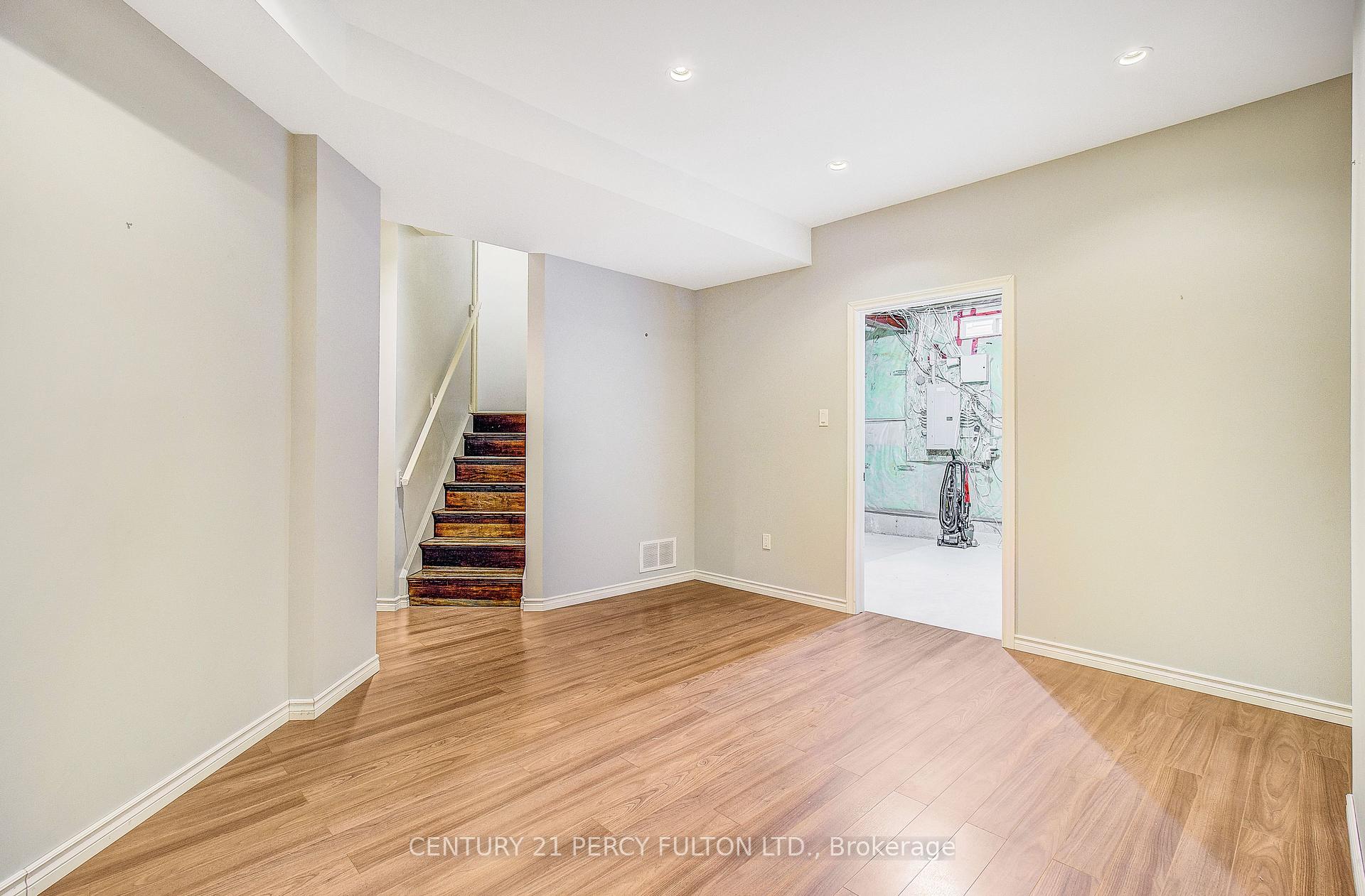 Photo 73 of 24 Bellhouse Place, Whitby, Brooklin — HOMEH
