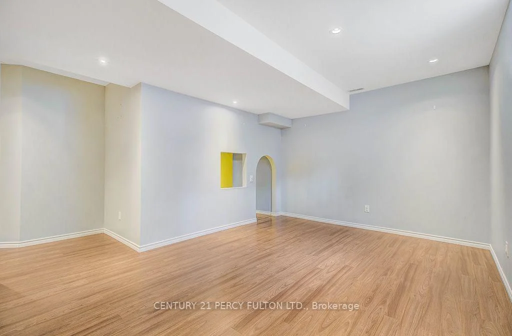 Photo 64 of 24 Bellhouse Place, Whitby, Brooklin — HOMEH