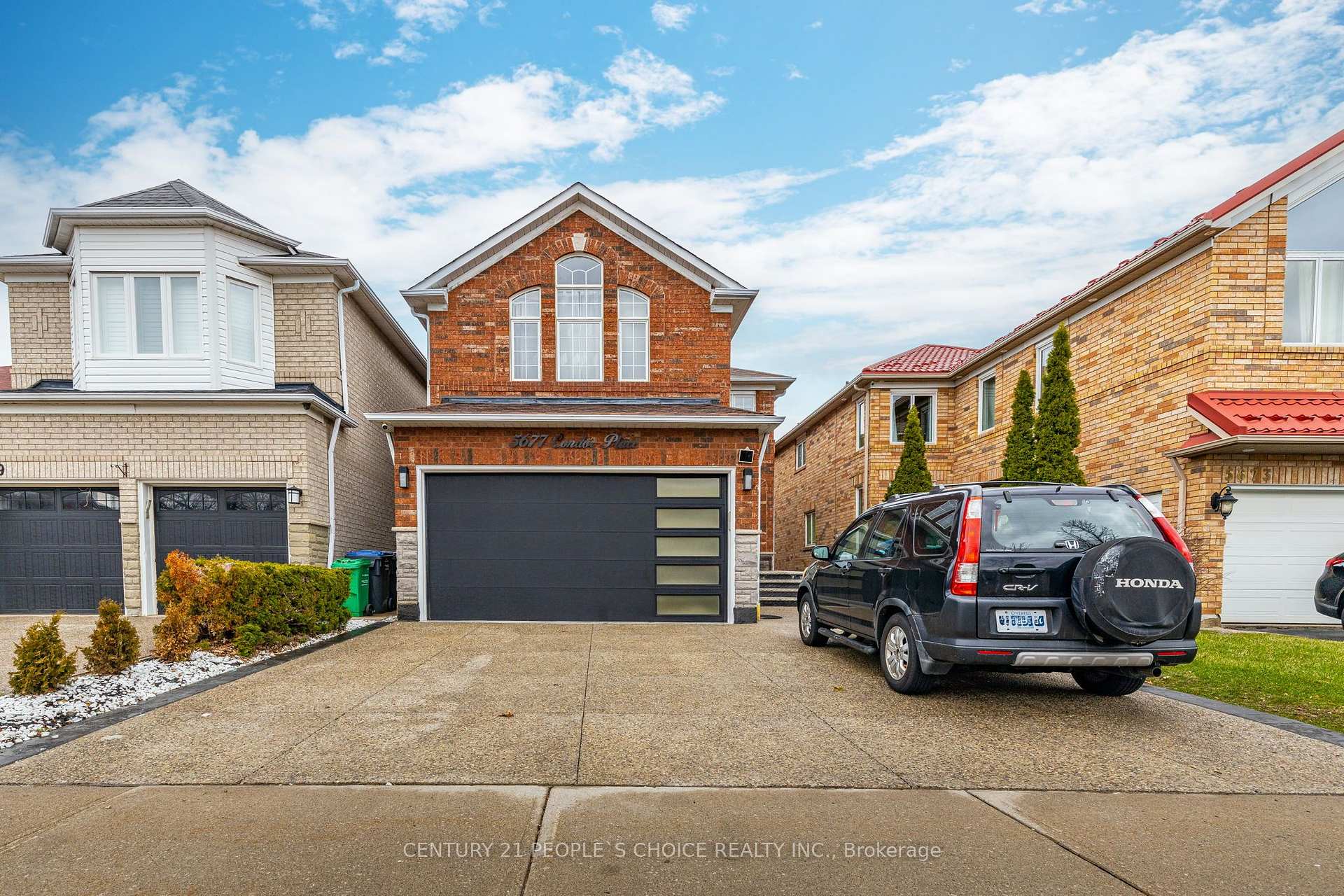Photo 1 of 5677 Condor Place, Mississauga, East Credit — HOMEH