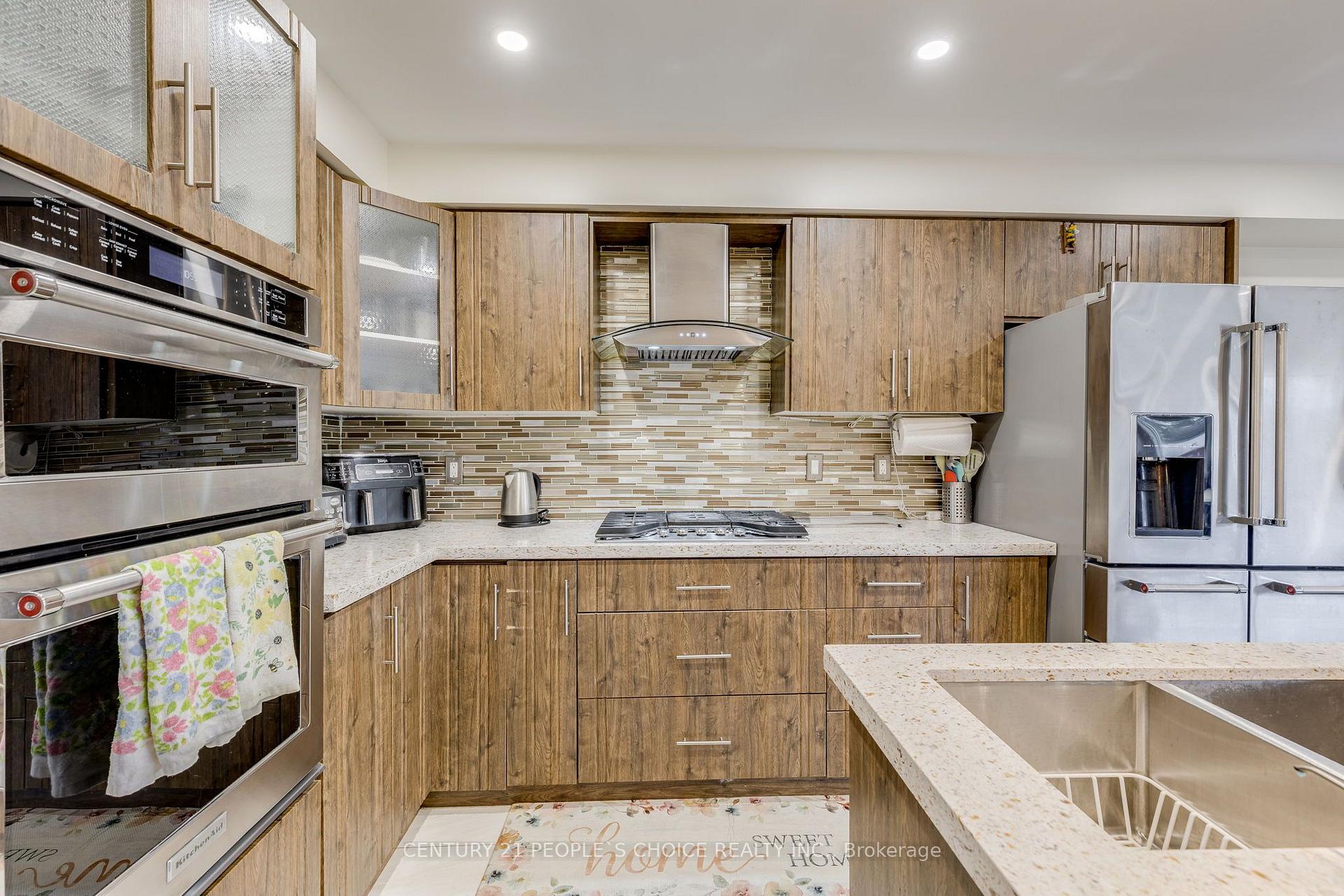 Photo 14 of 5677 Condor Place, Mississauga, East Credit — HOMEH